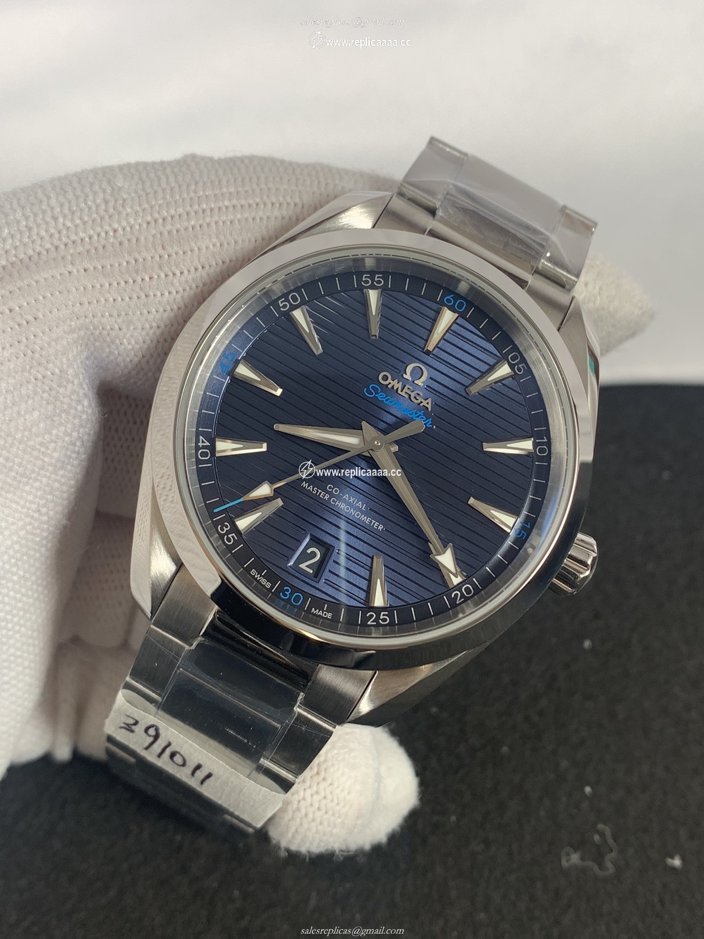Replica Omega men Omega Aqua Terra 150M 220.10.41.21.03.001