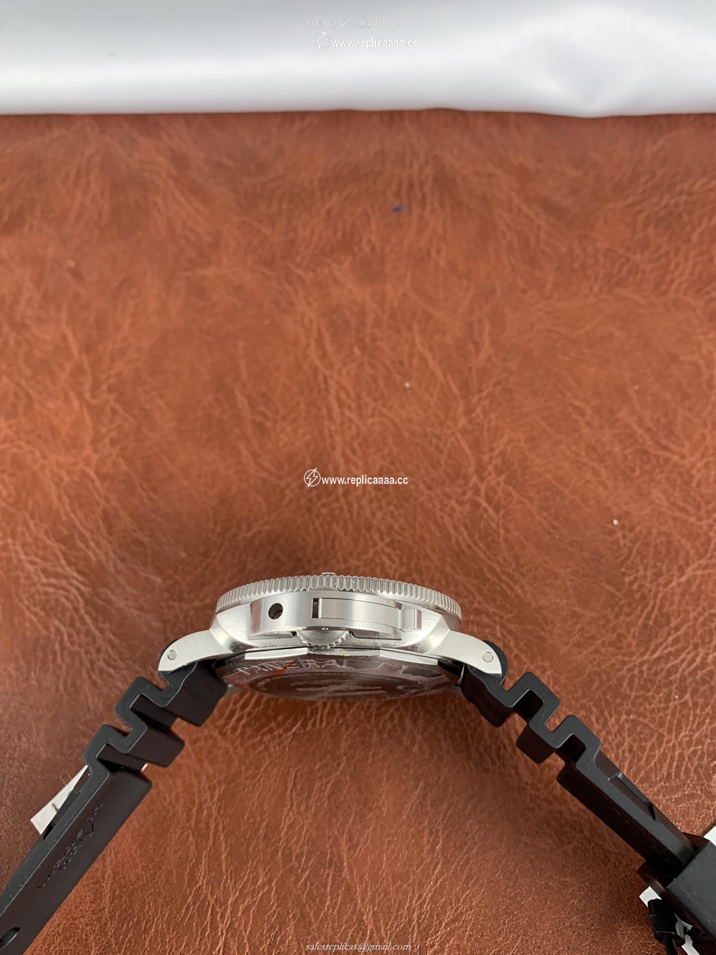 Replica Panerai Men Luminor Submersible PAM1229 2 Replica Panerai Men Luminor Submersible PAM1229