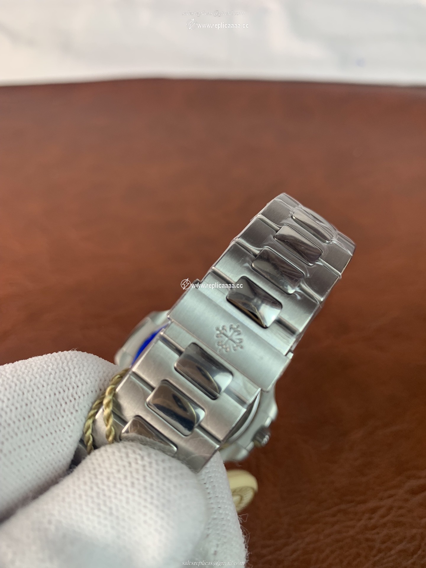 Replica Patek Philippe Men Nautilus Moonphase 5712/1A-001