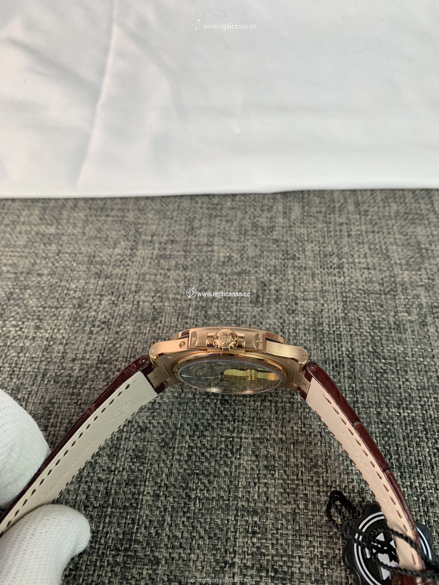 Replica Patek Philippe Men Nautilus Annual Calendar 5712R-001