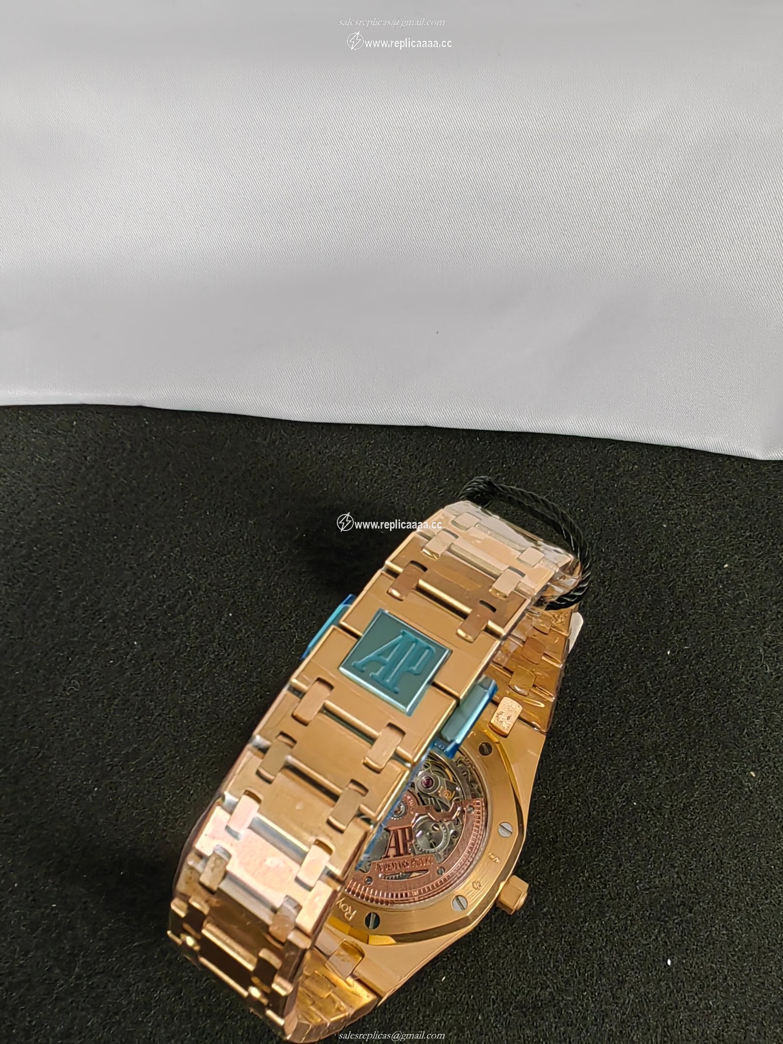 Replica Audemars Piguet Men Royal Oak Ref.15400