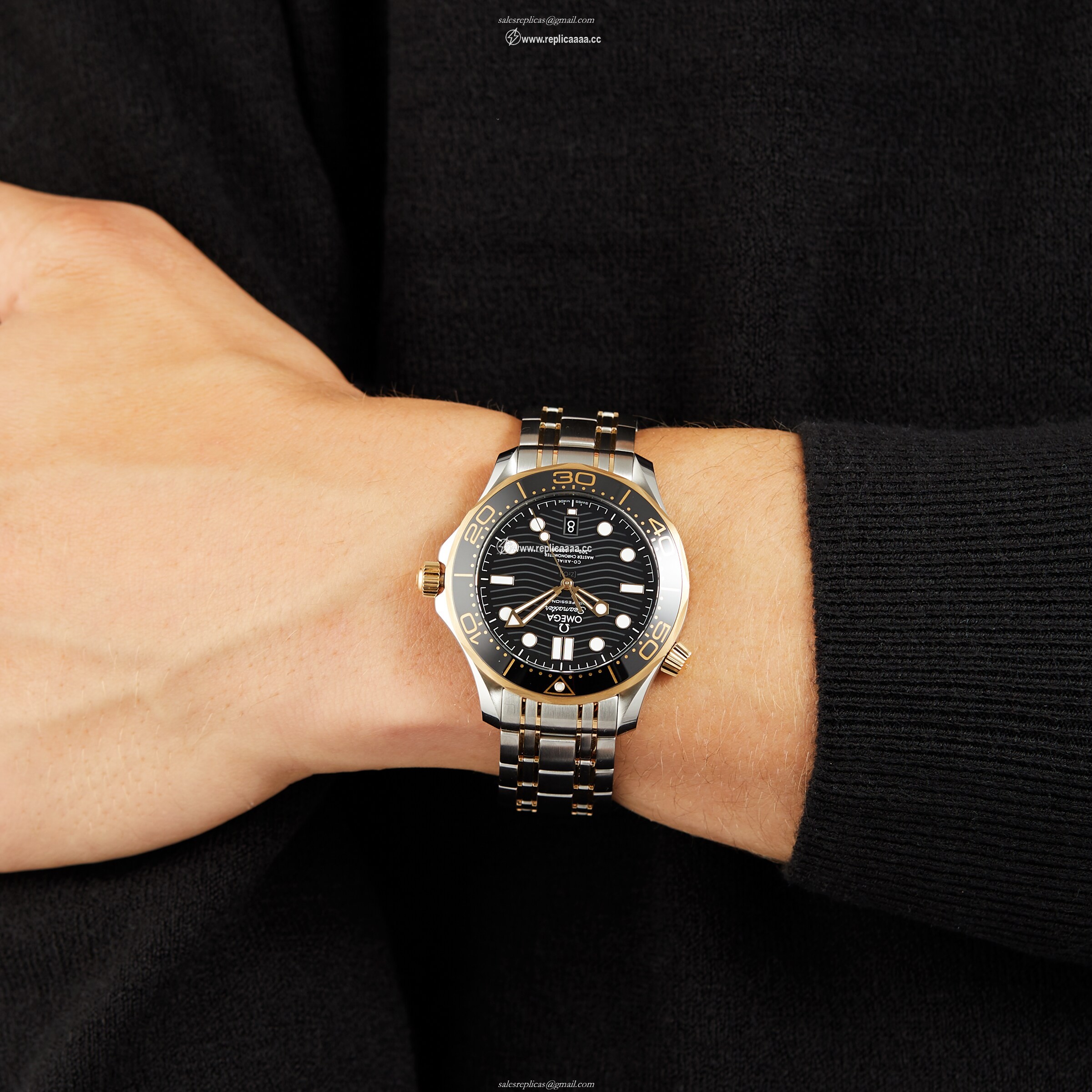 Replica Omega Seamaster Pro-Diver 300 Mens details O21020422001002