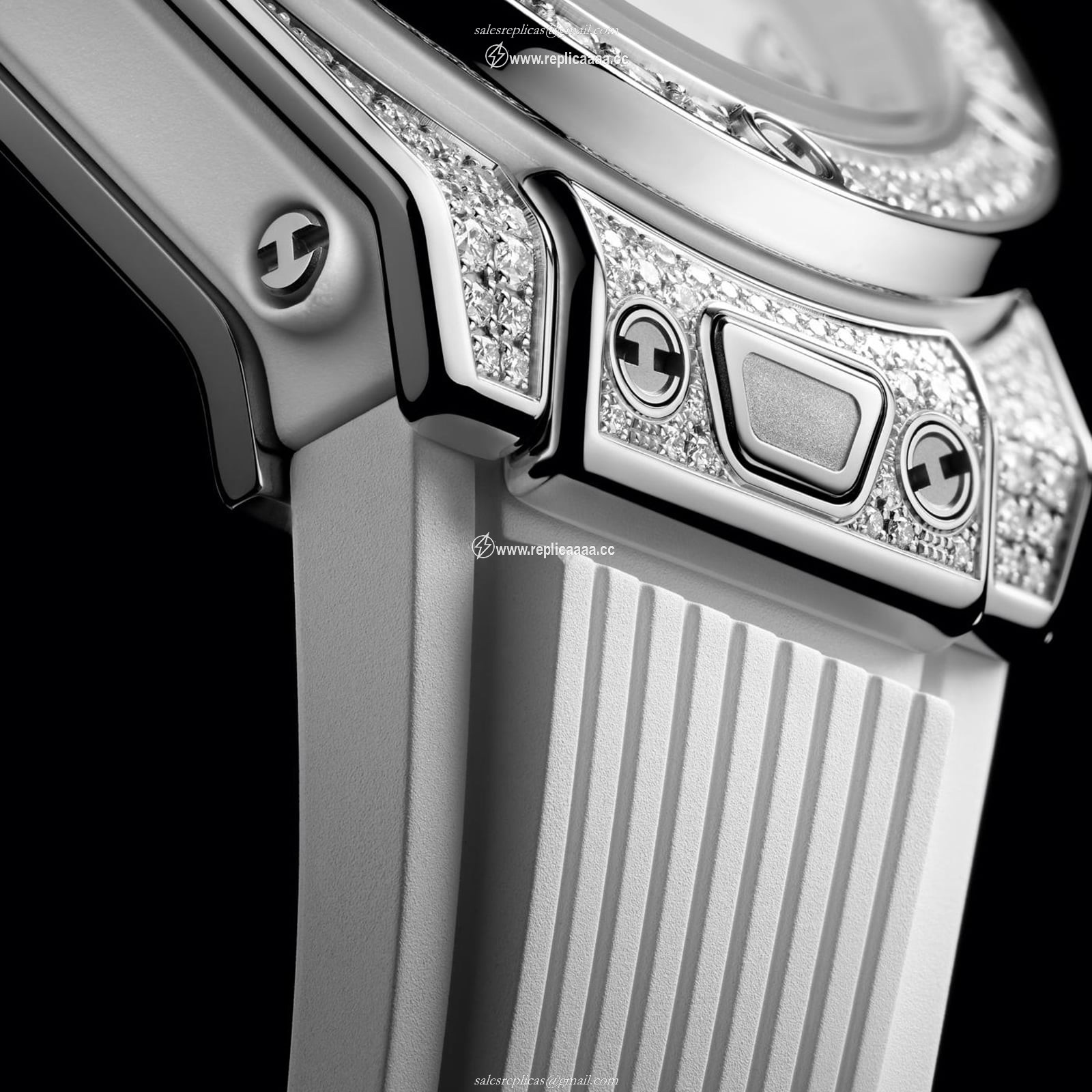 Replica Hublot Big Bang One Click 33mm details 485.SE.2010.RW.1604