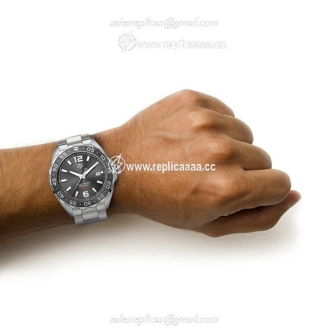 Replica TAG Heuer Formula 1 Calibre 5 Automatic Date 43mm Mens details WAZ2011.BA0842