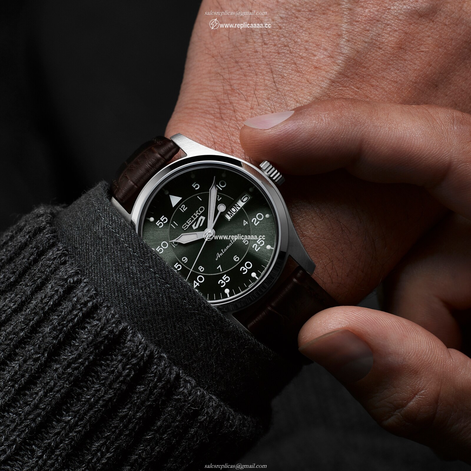 Replica Seiko 5 Sports 'Kelly Green Flieger' Suit Style SRPJ89K1 2 Replica Seiko 5 Sports 'Kelly Green Flieger' Suit Style SRPJ89K1