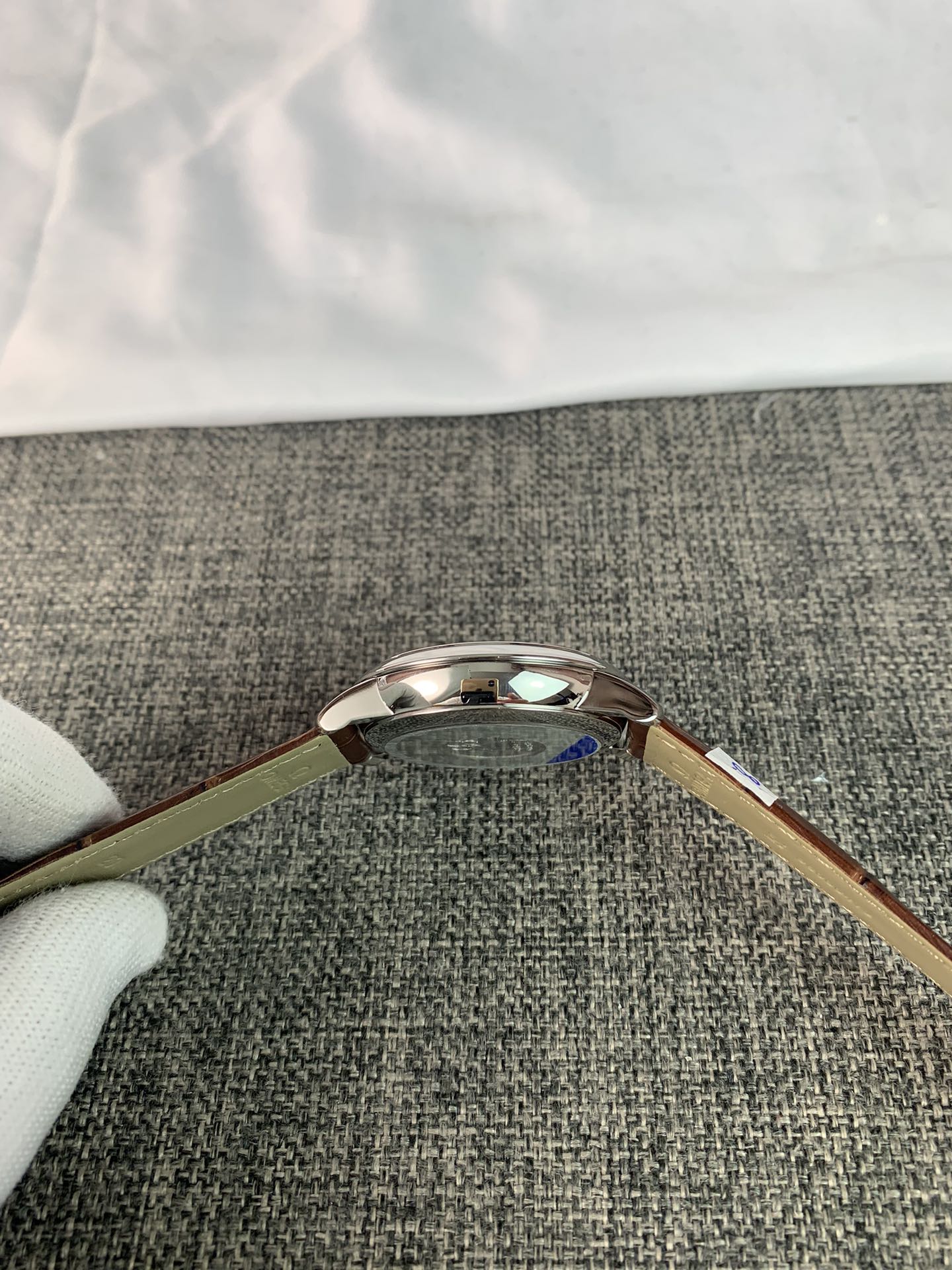 Replica Omega Mens 434.23.41.21.02.001 2 Replica Omega Mens 434.23.41.21.02.001