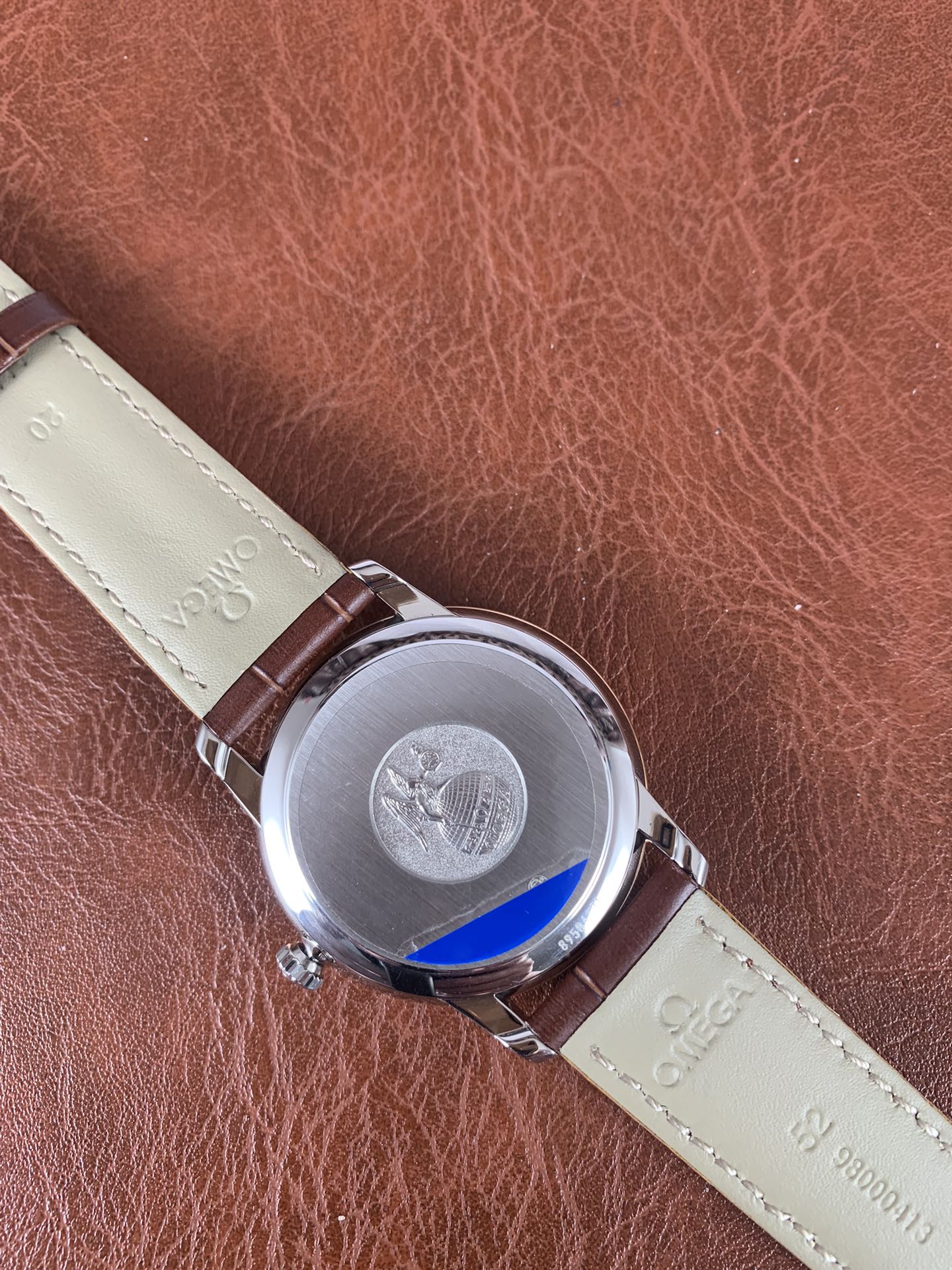 Replica Omega Mens 424.23.40.20.13.001 2 Replica Omega Mens 424.23.40.20.13.001