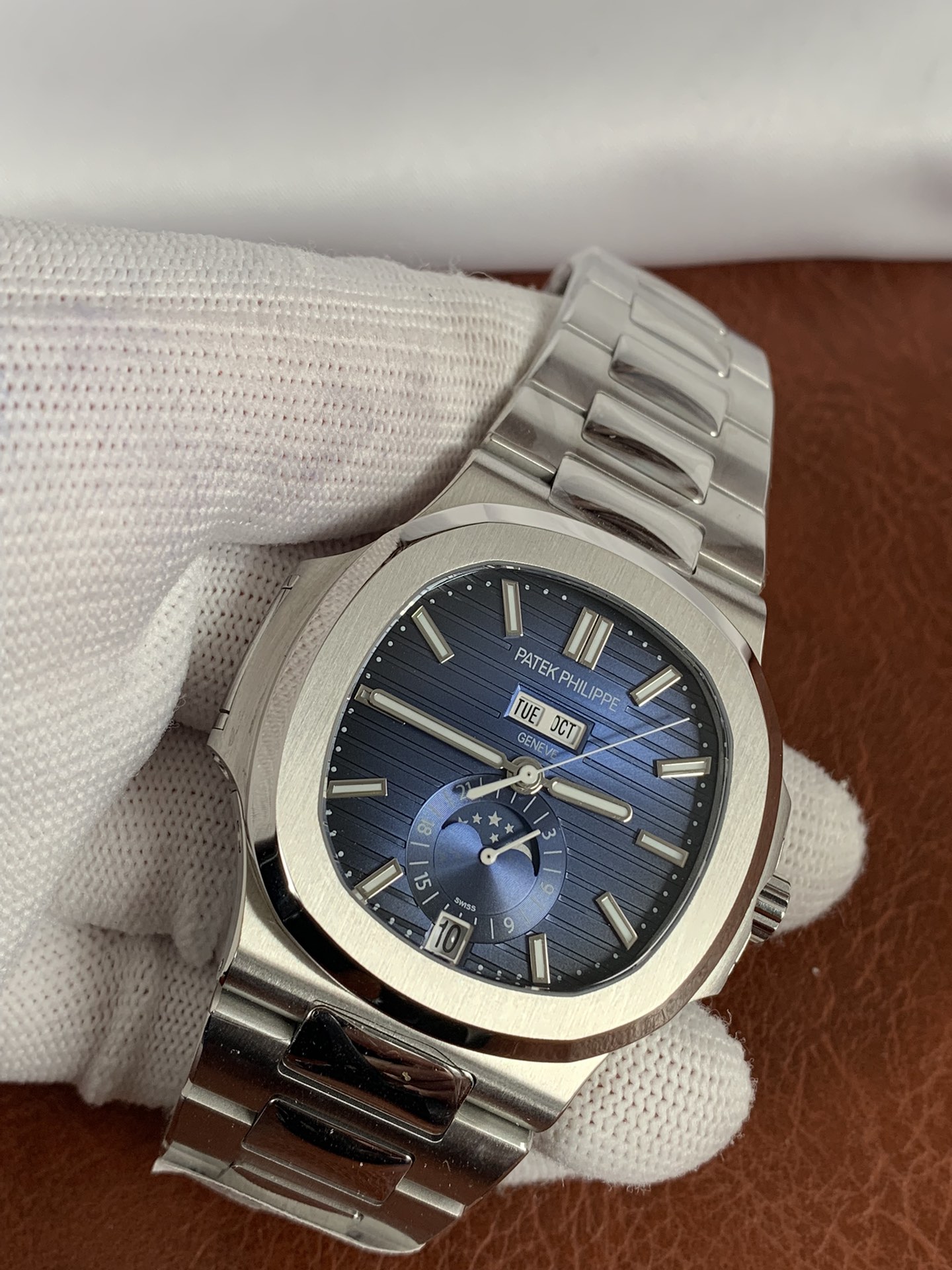Replica Patek Philippe Men Nautilus Annual Calendar Ref.5726A