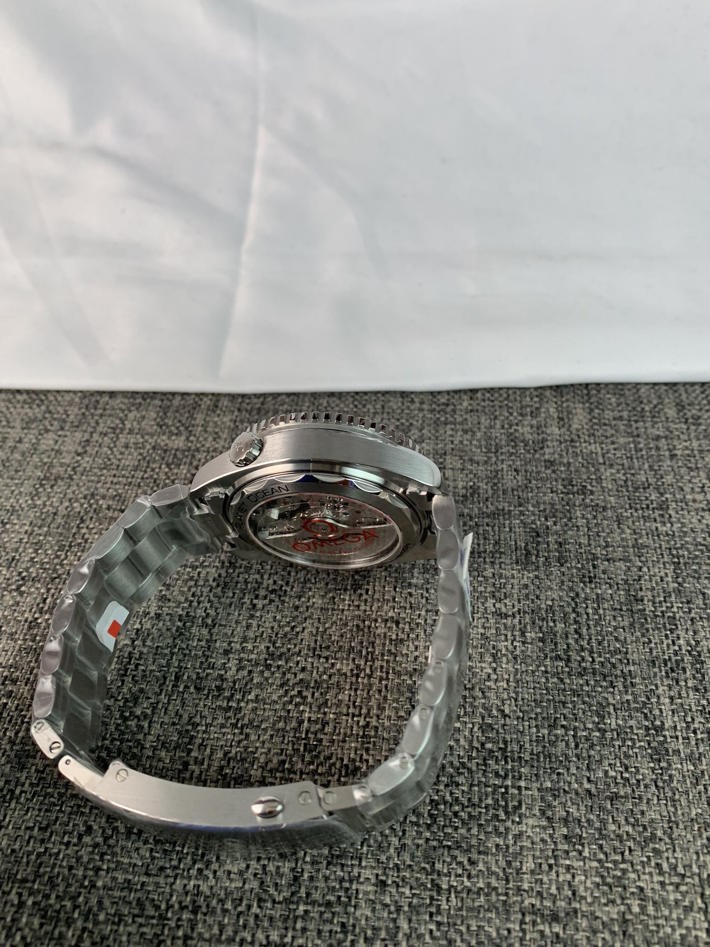 Replica Omega Men Planet Ocean 215.90.46.51.99.001