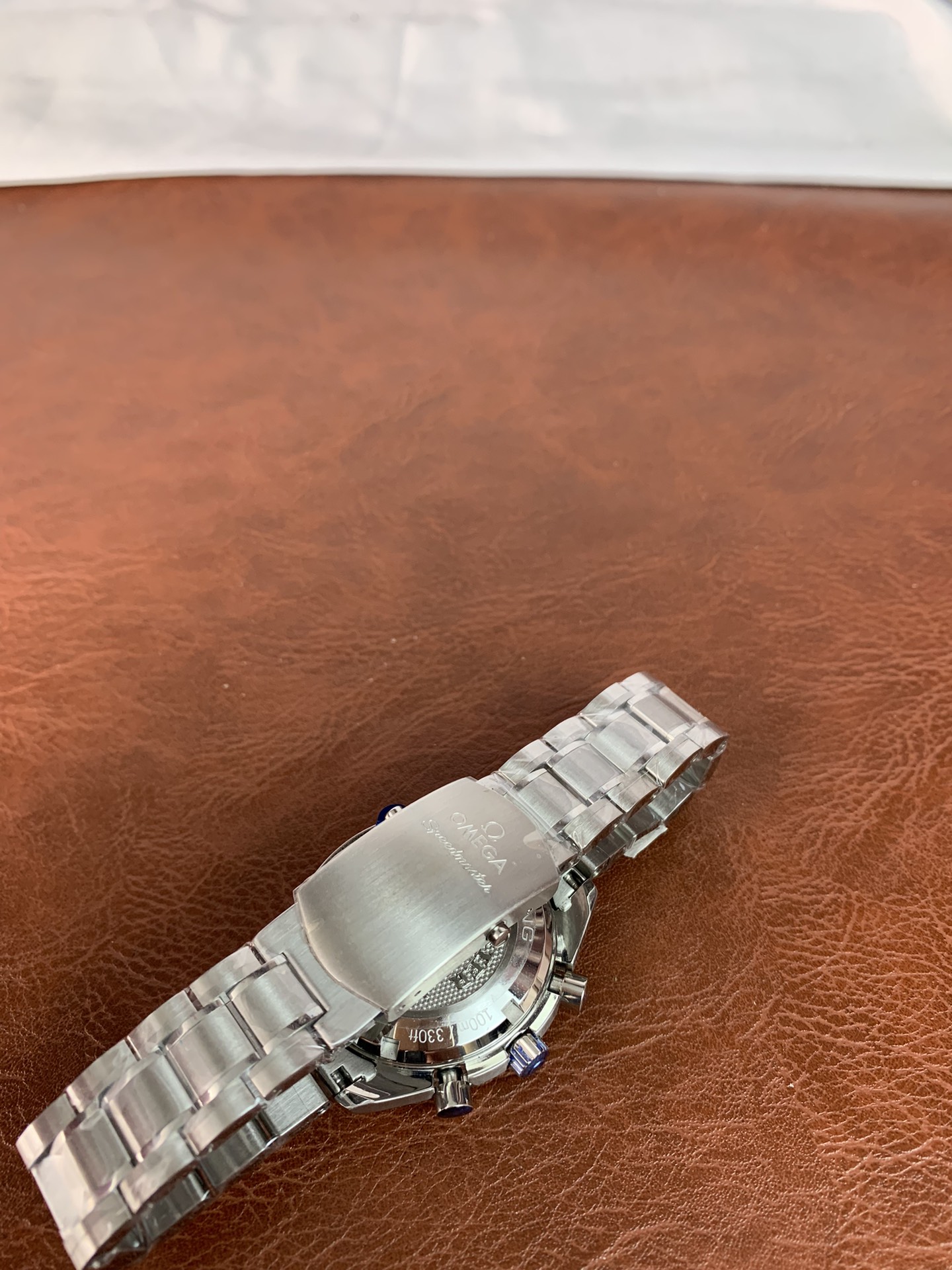 Replica Omega Men Speedmaster Moonwatch Co-Axial Chronograph 326.30.40.50.02.001