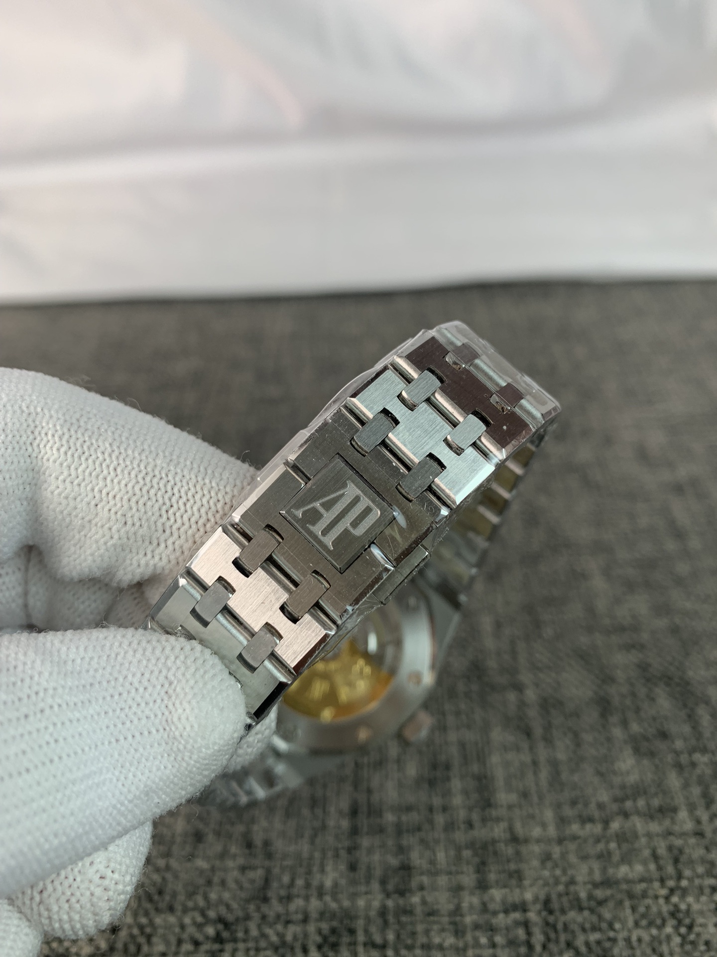 Replica Audemars Piguet Men Royal Oak 15500