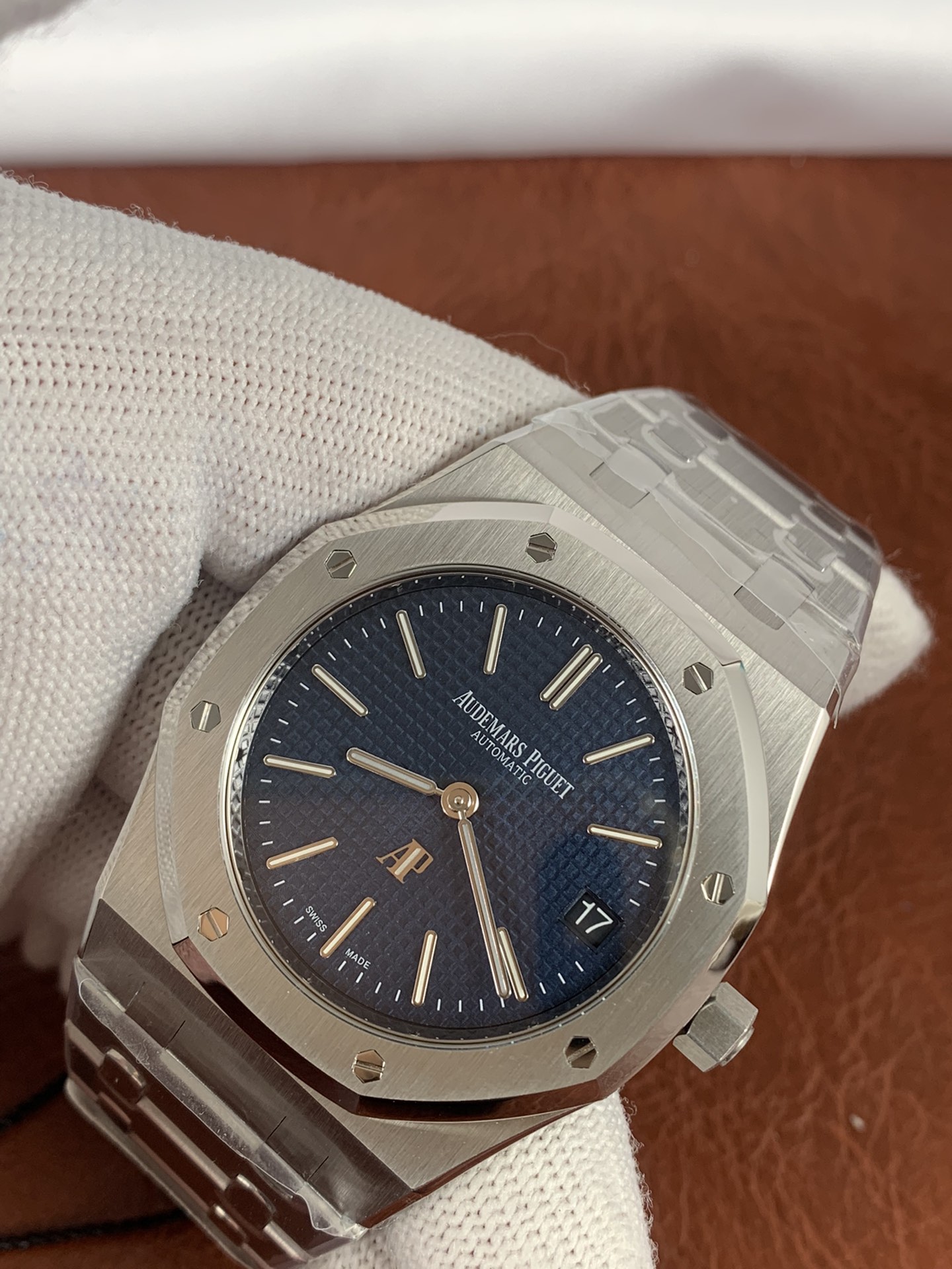 Replica Audemars Piguet Men Ref.15202