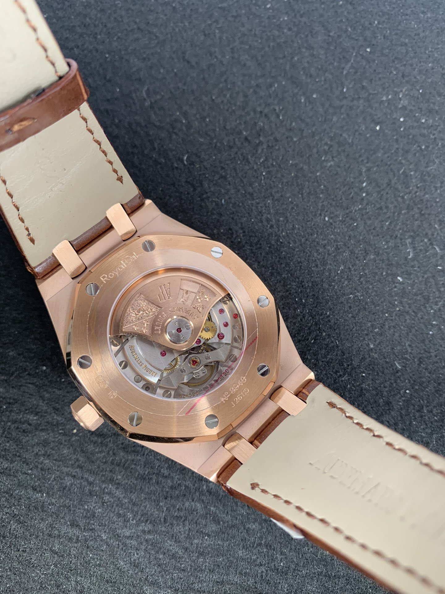 Replica Audemars Piguet Men Royal Oak Ref.15400 2 Replica Audemars Piguet Men Royal Oak Ref.15400