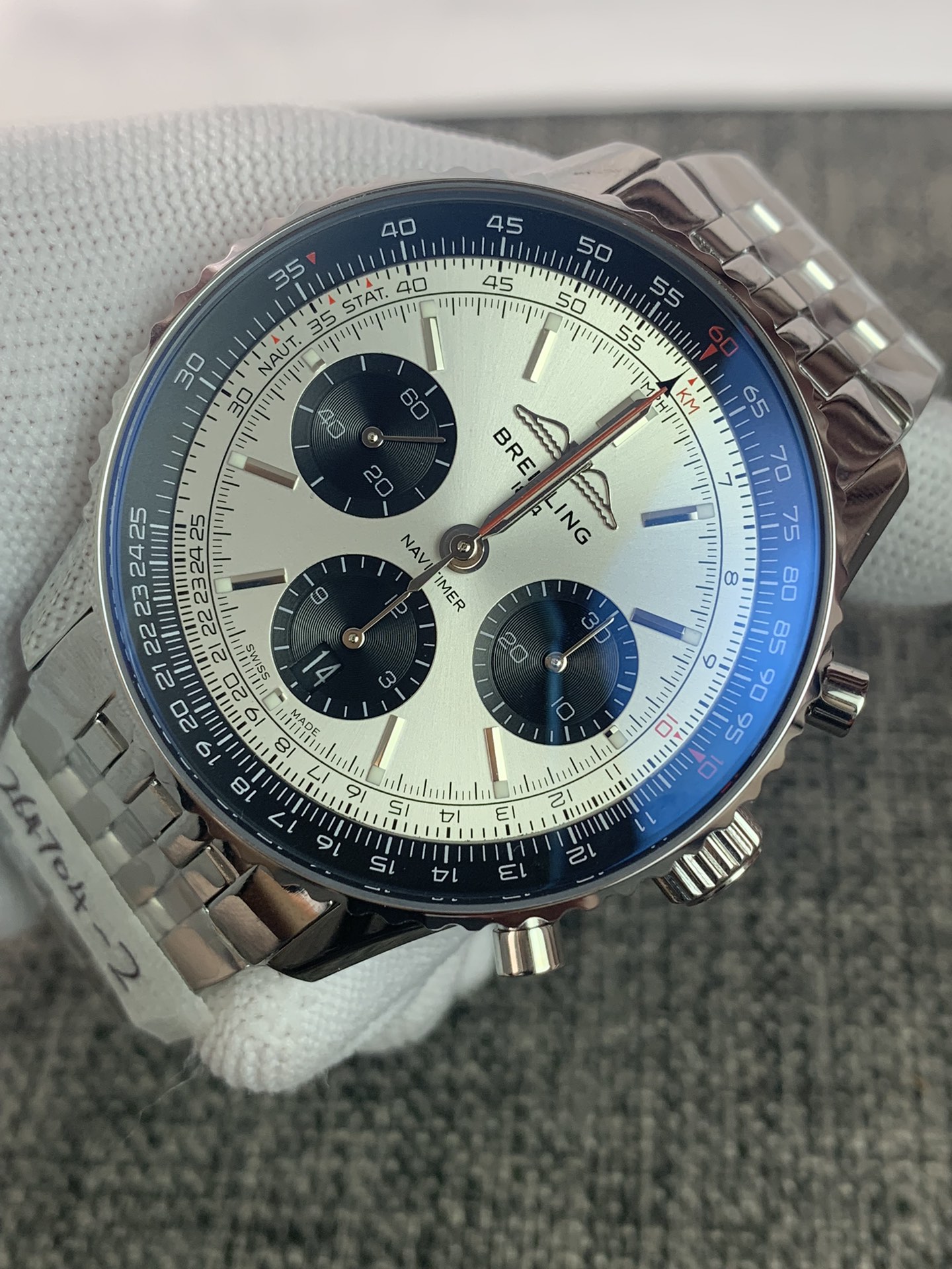 Replica Breitling Men Navitimer AB0138241C1A1