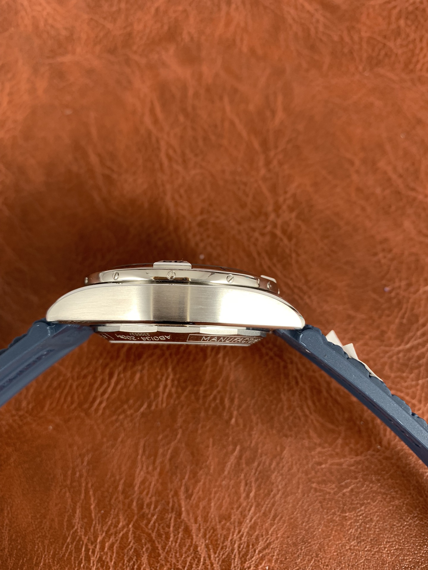 Replica Breitling men Chronomat AB0134101C1A1 2 Replica Breitling men Chronomat AB0134101C1A1