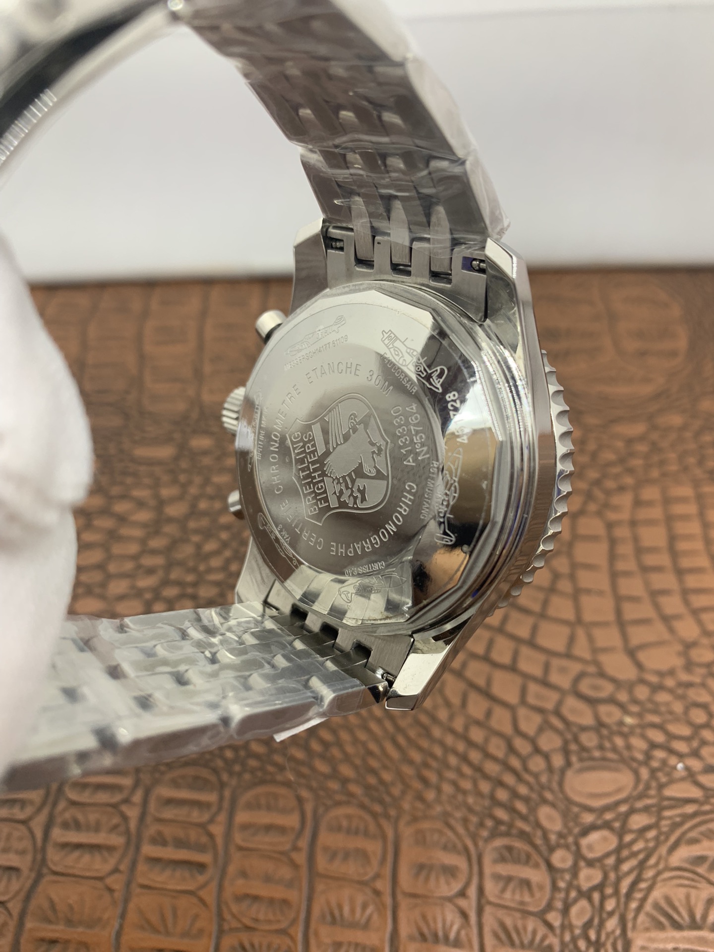 Replica Breitling Men Navitimer A13322 2 Replica Breitling Men Navitimer A13322