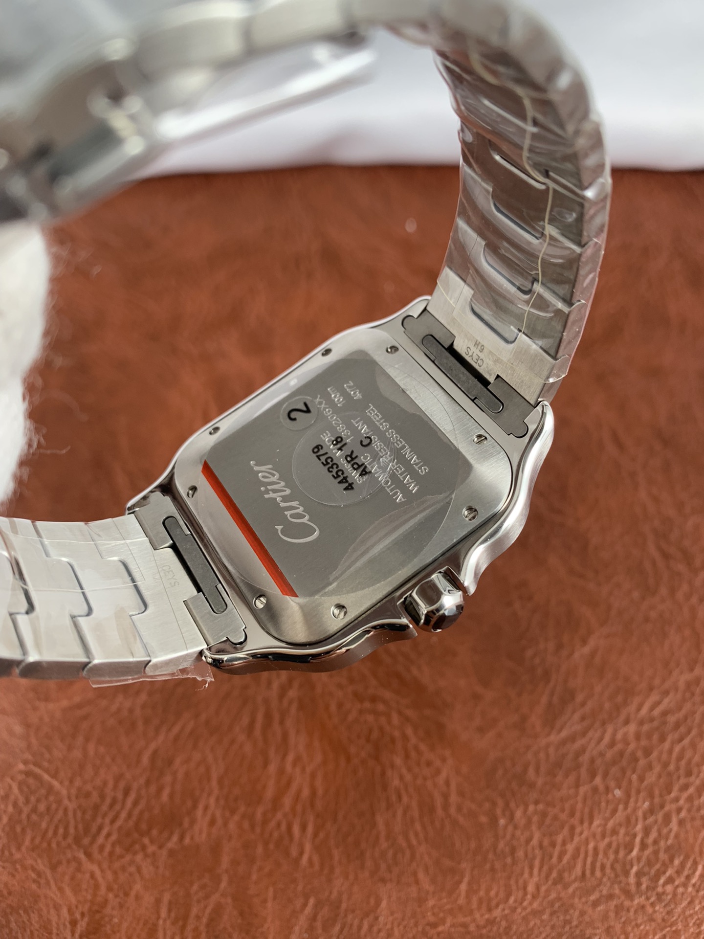 Replica Cartier Men Santos De Cartier