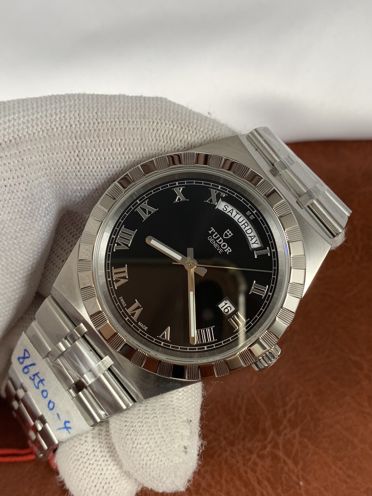 Replica Tudor Mens Royal 28600 2 Replica Tudor Mens Royal 28600