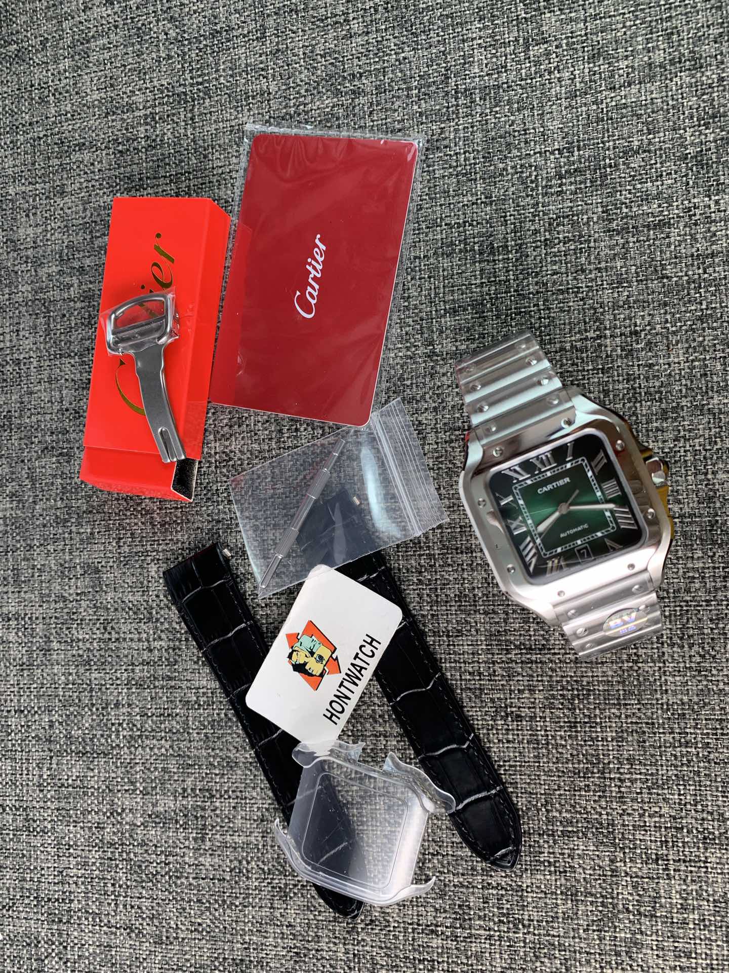 Replica Cartier Men Santos De Cartier WSSA0062 2 Replica Cartier Men Santos De Cartier WSSA0062