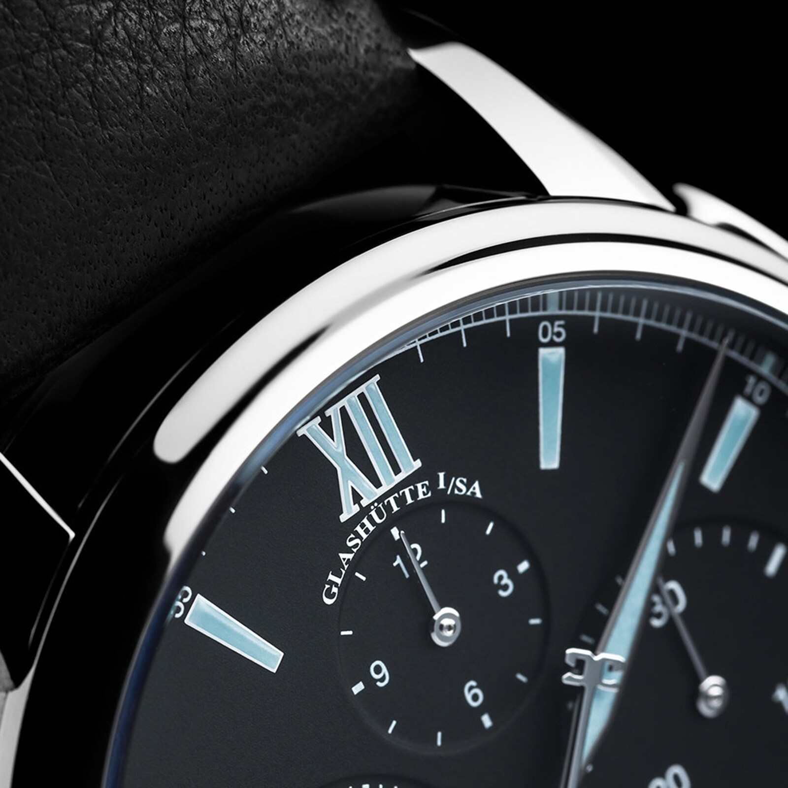Replica Glashutte Original Senator Chronograph Panorama Date Mens details 1-37-01-03-02-35