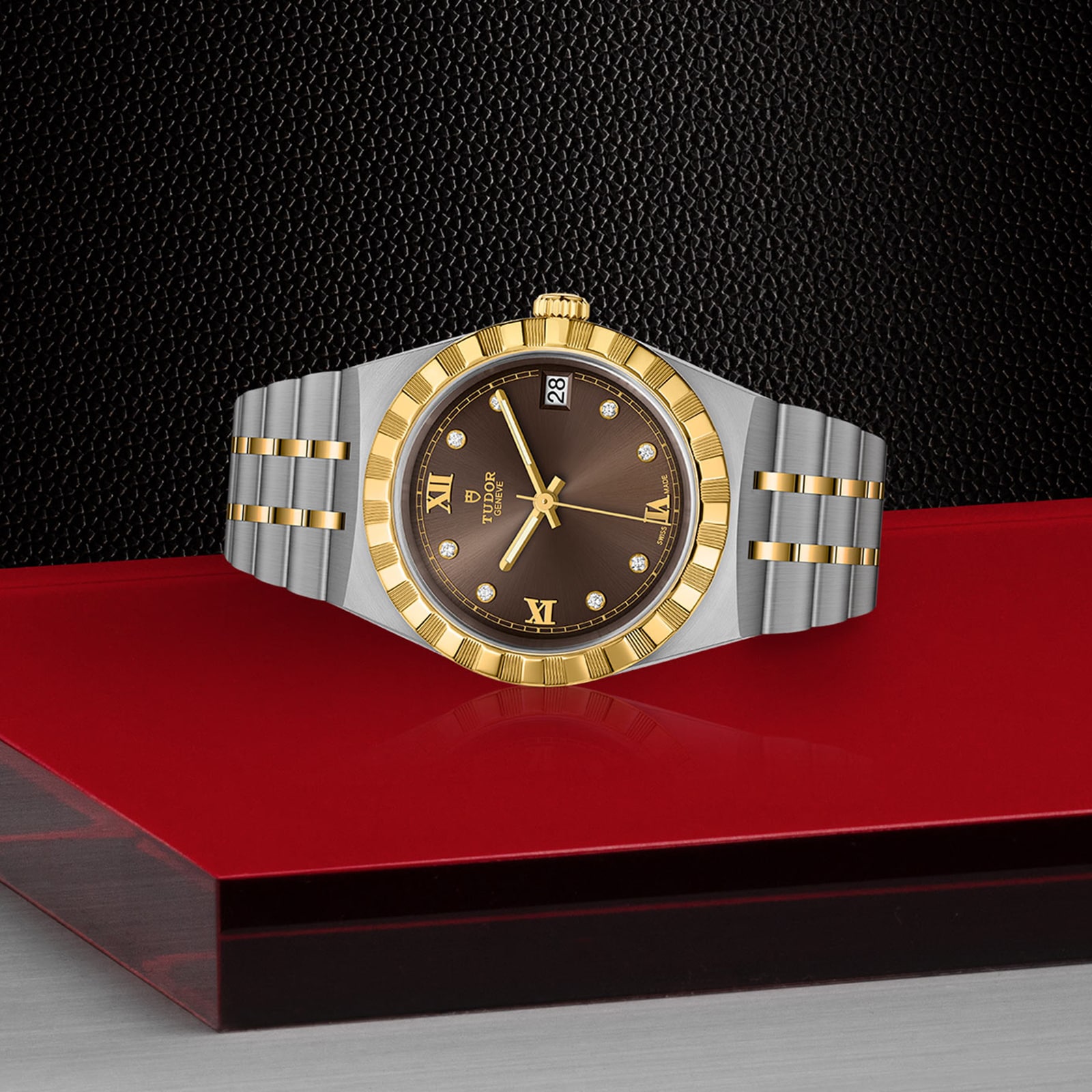 Replica Tudor Royal S G 34mm Steel Case Diamond-Set Chocolate Dial M28403-0009 2 Replica Tudor Royal S G 34mm Steel Case Diamond-Set Chocolate Dial M28403-0009