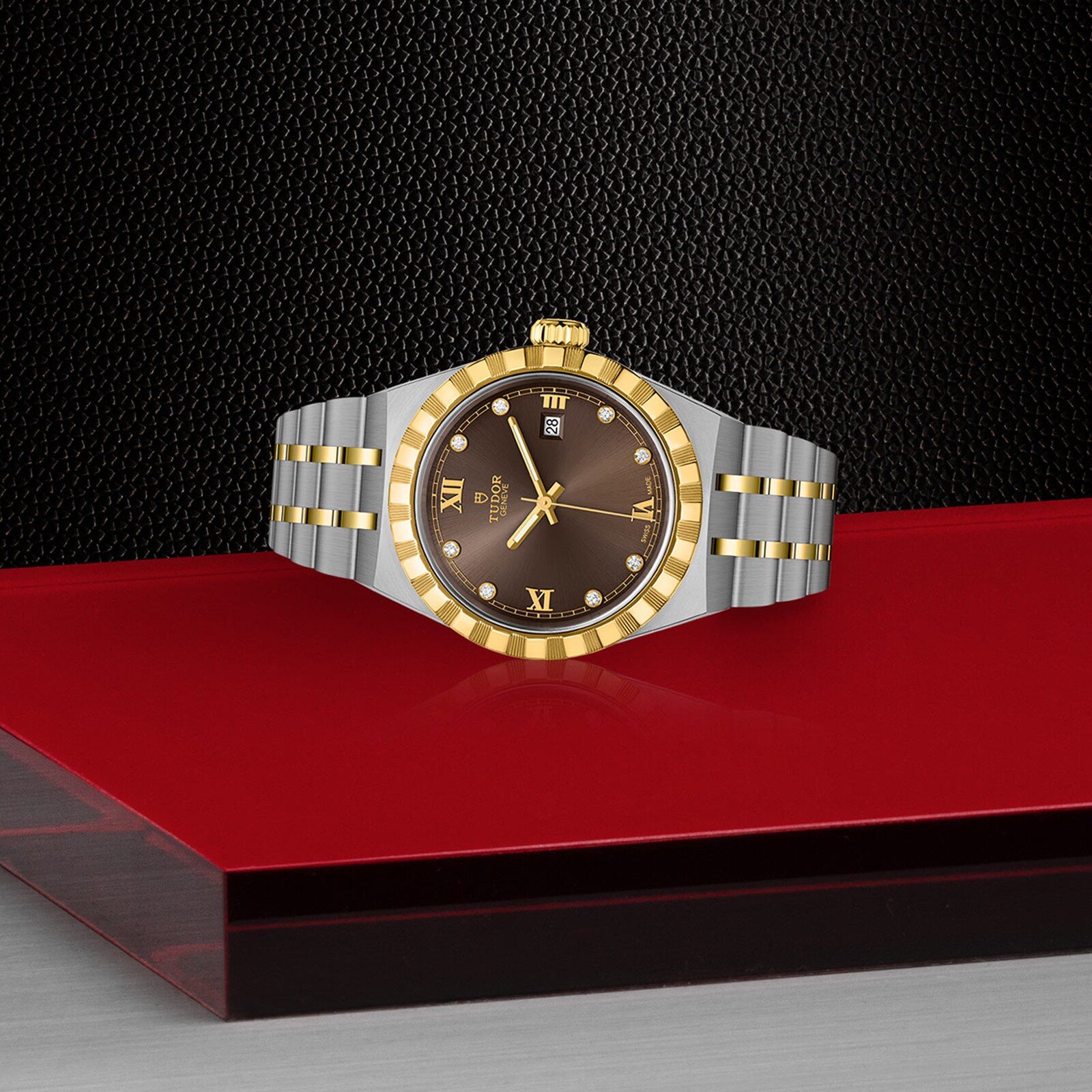 Replica Tudor Royal S G 28mm Steel Case Diamond-Set Brown Dial M28303-0009