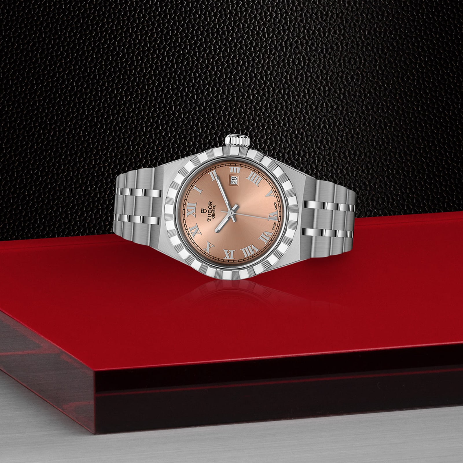 Replica Tudor Royal 28mm Steel Case Salmon Dial M28300-0008