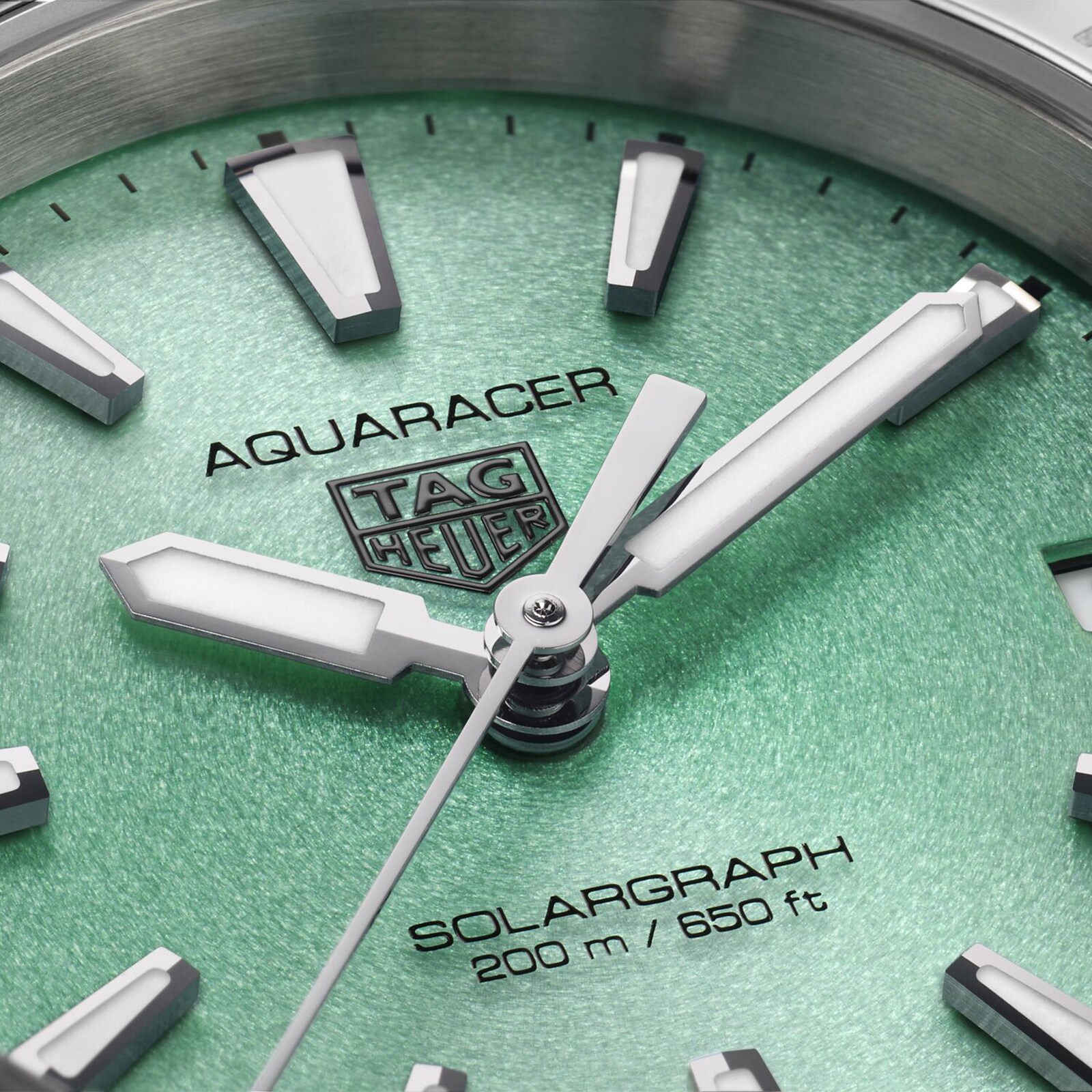 Replica TAG Heuer Aquaracer Professional 200 Solargraph 34mm Ladies details Turquoise WBP1315.BA0005 2 Replica TAG Heuer Aquaracer Professional 200 Solargraph 34mm Ladies details Turquoise WBP1315.BA0005
