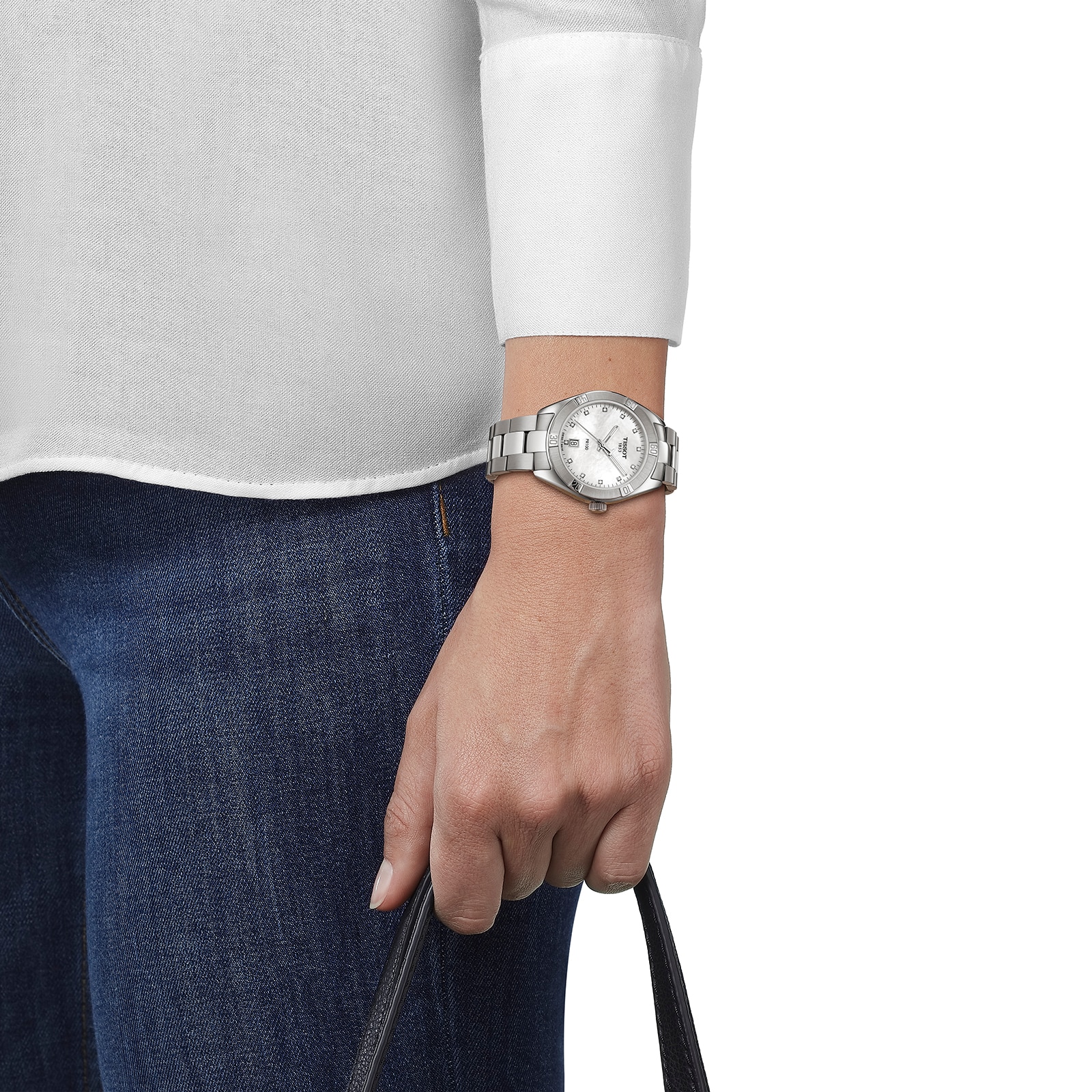 Replica Tissot T-Classic PR100 Sport Chic 36mm Ladies details T1019101111600 2 Replica Tissot T-Classic PR100 Sport Chic 36mm Ladies details T1019101111600