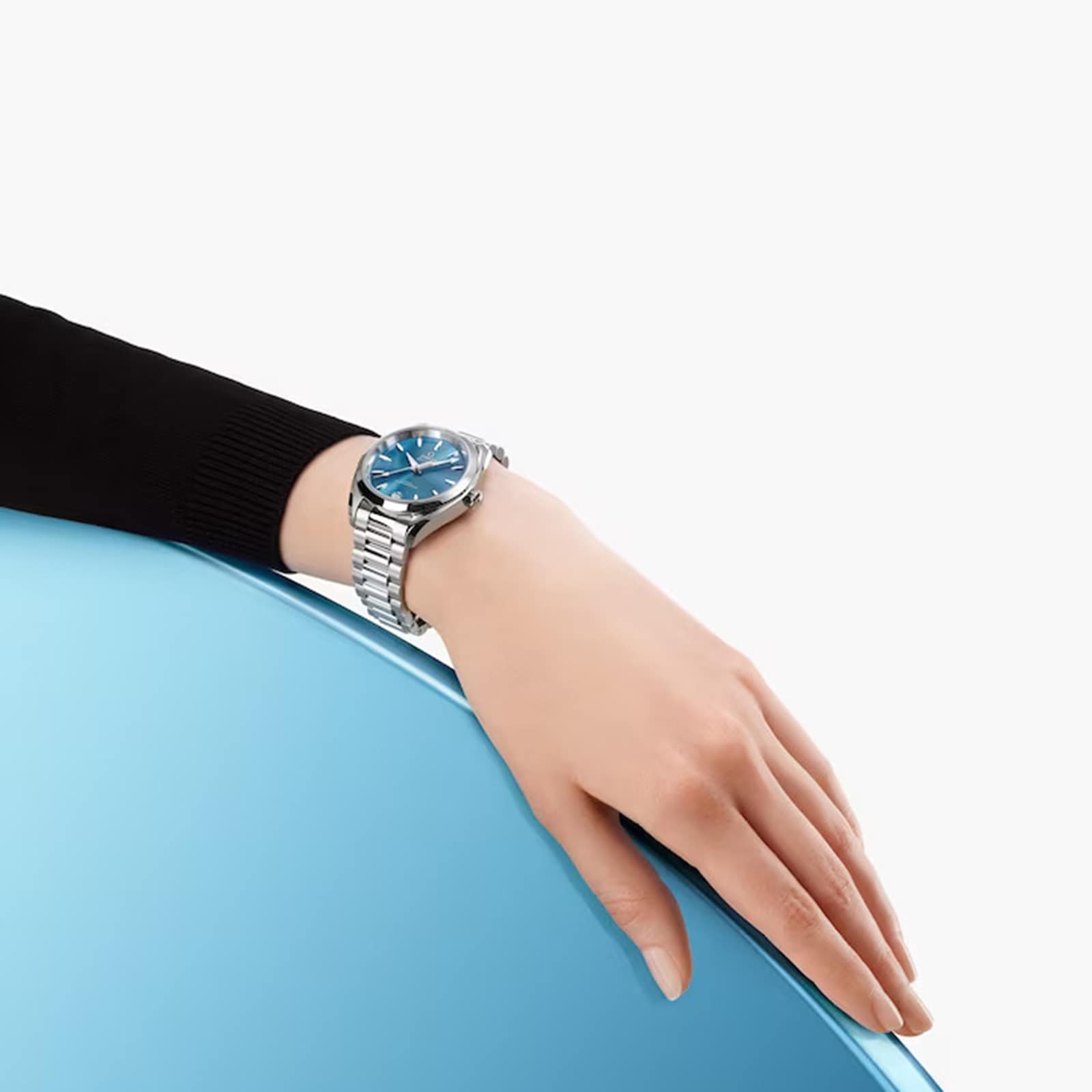 Replica Omega Seamaster Aqua Terra 150m Co-Axial Master Chronometer 34mm Ladies details Blue O22010342003002