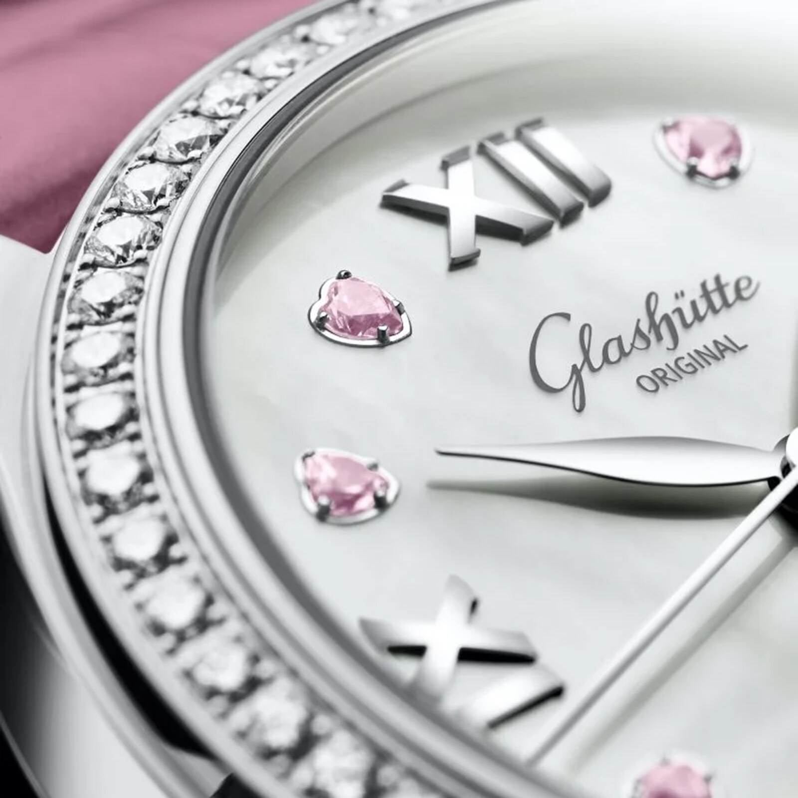 Replica Glashutte Original Lady Serenade 36mm Ladies details 1-39-22-21-22-44 2 Replica Glashutte Original Lady Serenade 36mm Ladies details 1-39-22-21-22-44