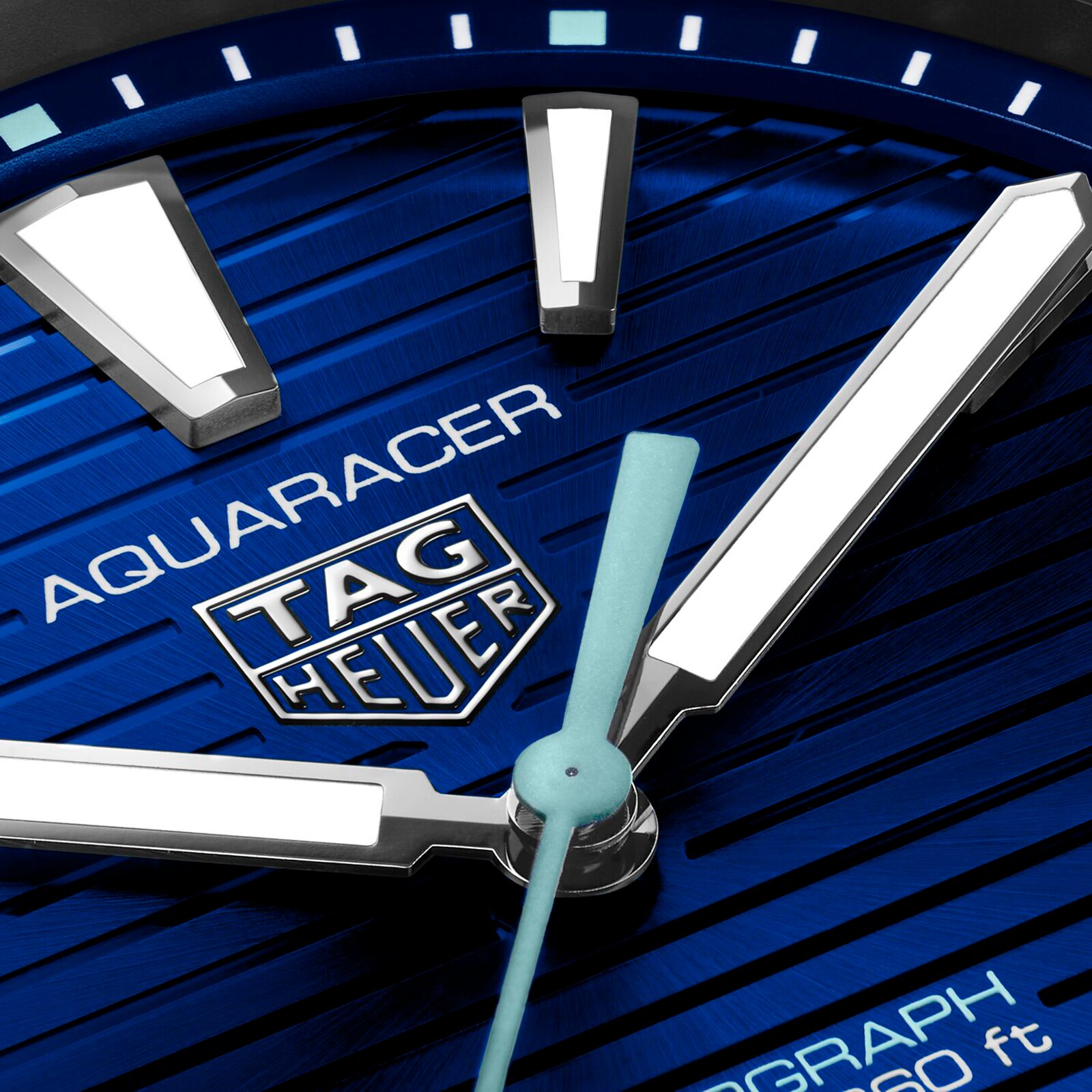 Replica TAG Heuer Aquaracer Professional 200 Solargraph 40mm Mens details Blue WBP1113.BA0000 2 Replica TAG Heuer Aquaracer Professional 200 Solargraph 40mm Mens details Blue WBP1113.BA0000