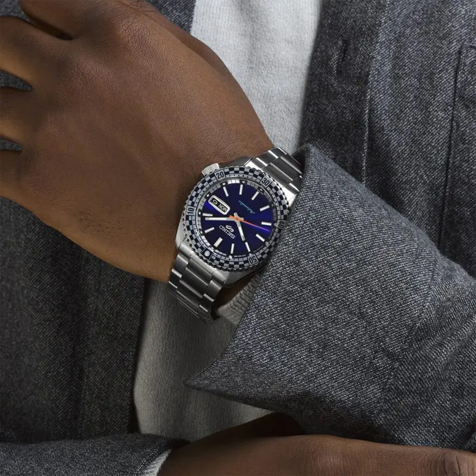Replica Seiko 5 Sports Special Edition 42.5mm Mens details Blue SRPK65K1 2 Replica Seiko 5 Sports Special Edition 42.5mm Mens details Blue SRPK65K1