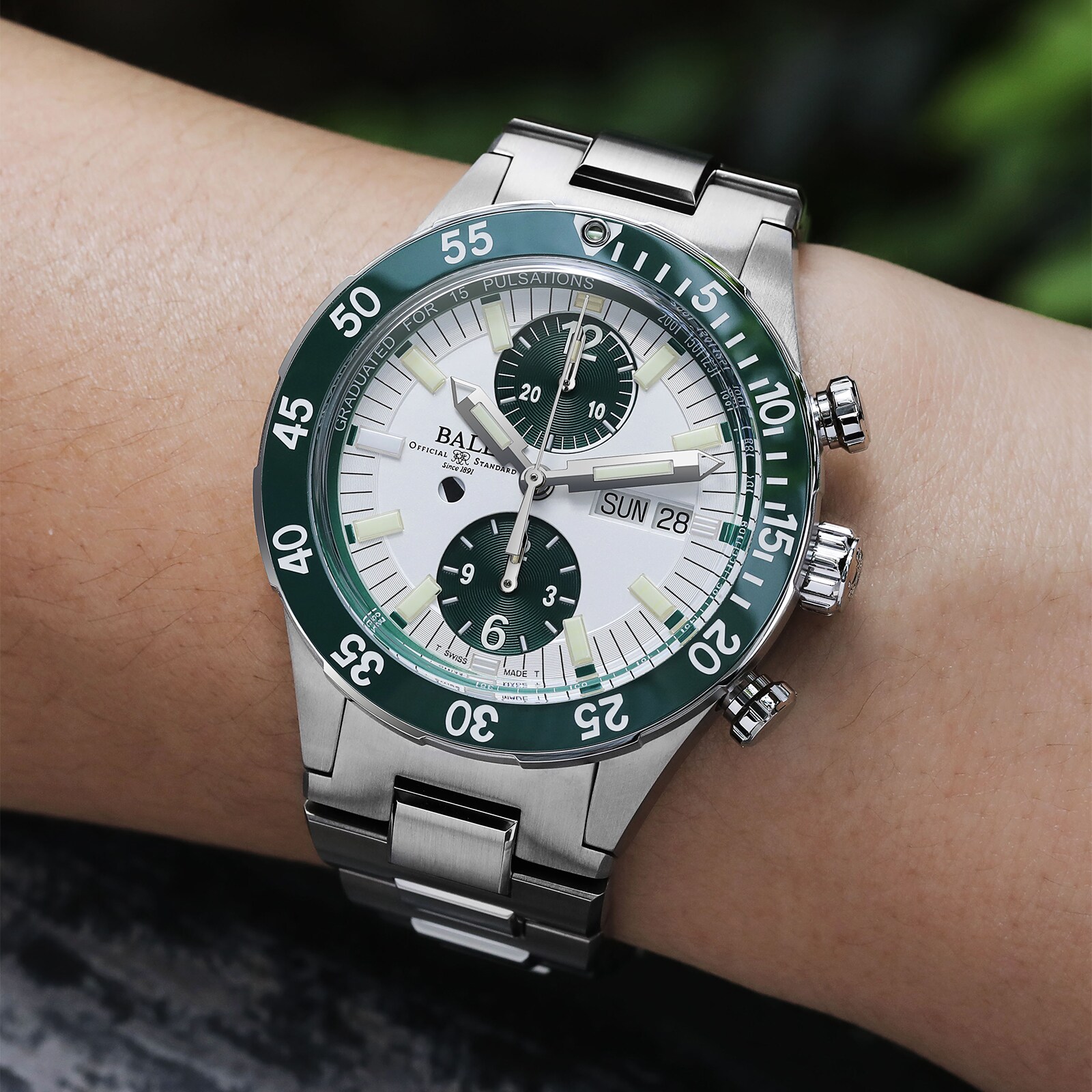 Replica BALL Roadmaster Rescue Chronograph 42mm Mens details Green DC3030C-S2-WH