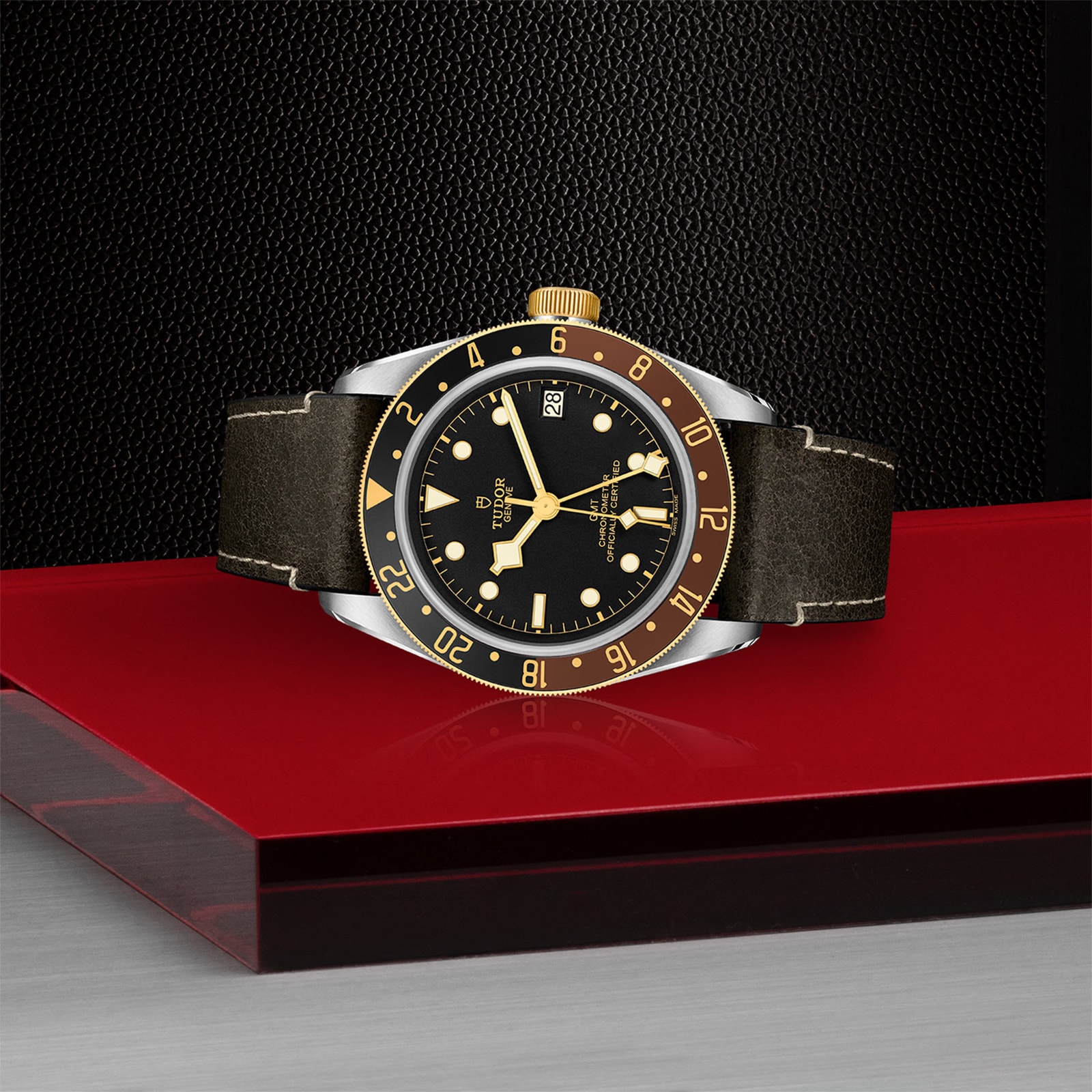 Replica Tudor Black Bay GMT S G M79833MN-0003 2 Replica Tudor Black Bay GMT S G M79833MN-0003
