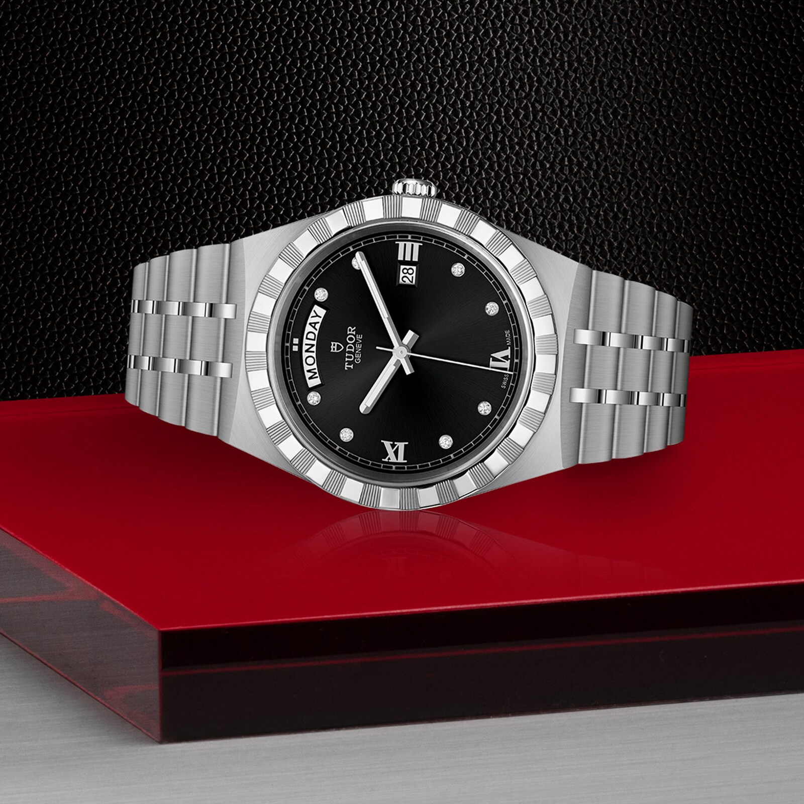 Replica Tudor Royal M28600-0004