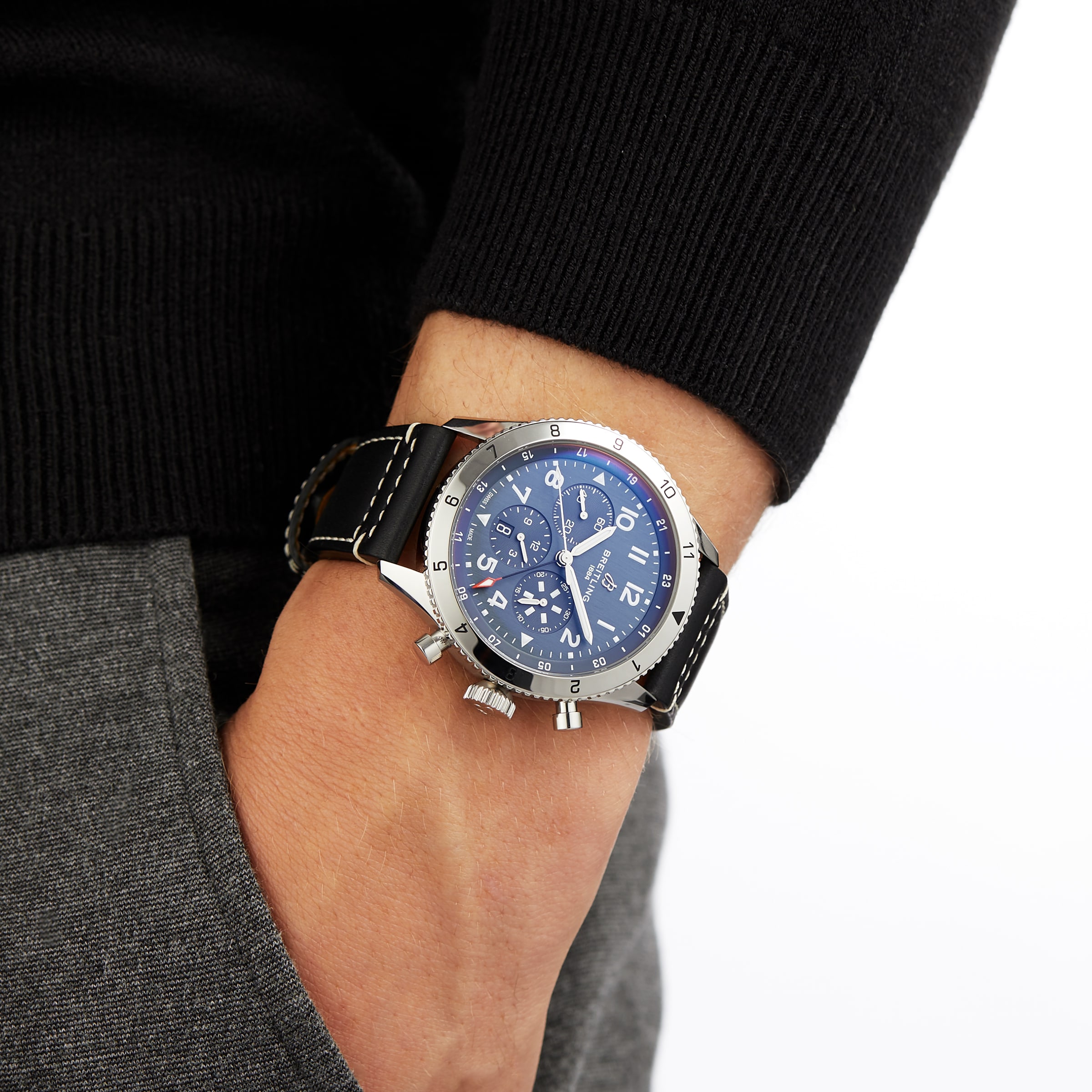 Replica Breitling Super AVI B04 Chronograph GMT 46 Tribute to Vought F4U Corsair details AB04451A1C1X1 2 Replica Breitling Super AVI B04 Chronograph GMT 46 Tribute to Vought F4U Corsair details AB04451A1C1X1