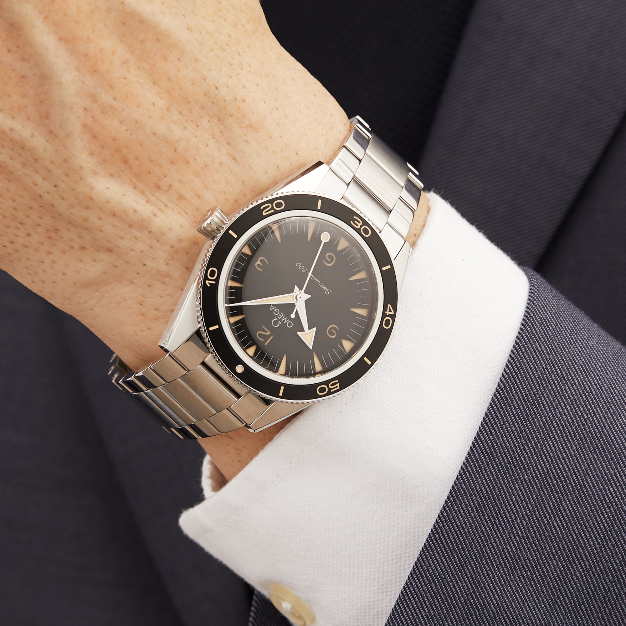Replica Omega Seamaster 300 Co-Axial Master Chronometer 41mm Mens details O23430412101001 2 Replica Omega Seamaster 300 Co-Axial Master Chronometer 41mm Mens details O23430412101001