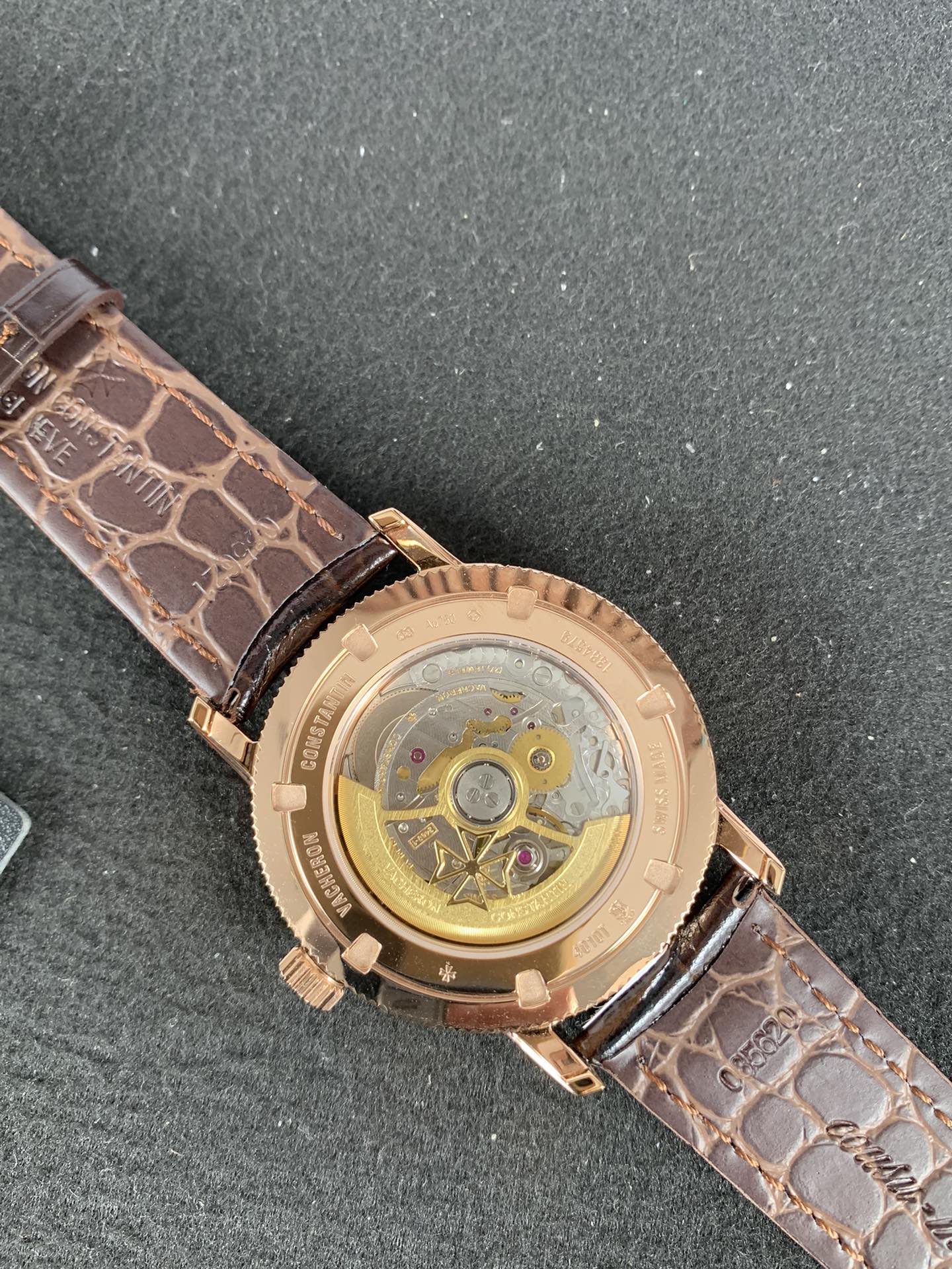 Replica Vacheron Constantin Mens 4010T/000G-B740