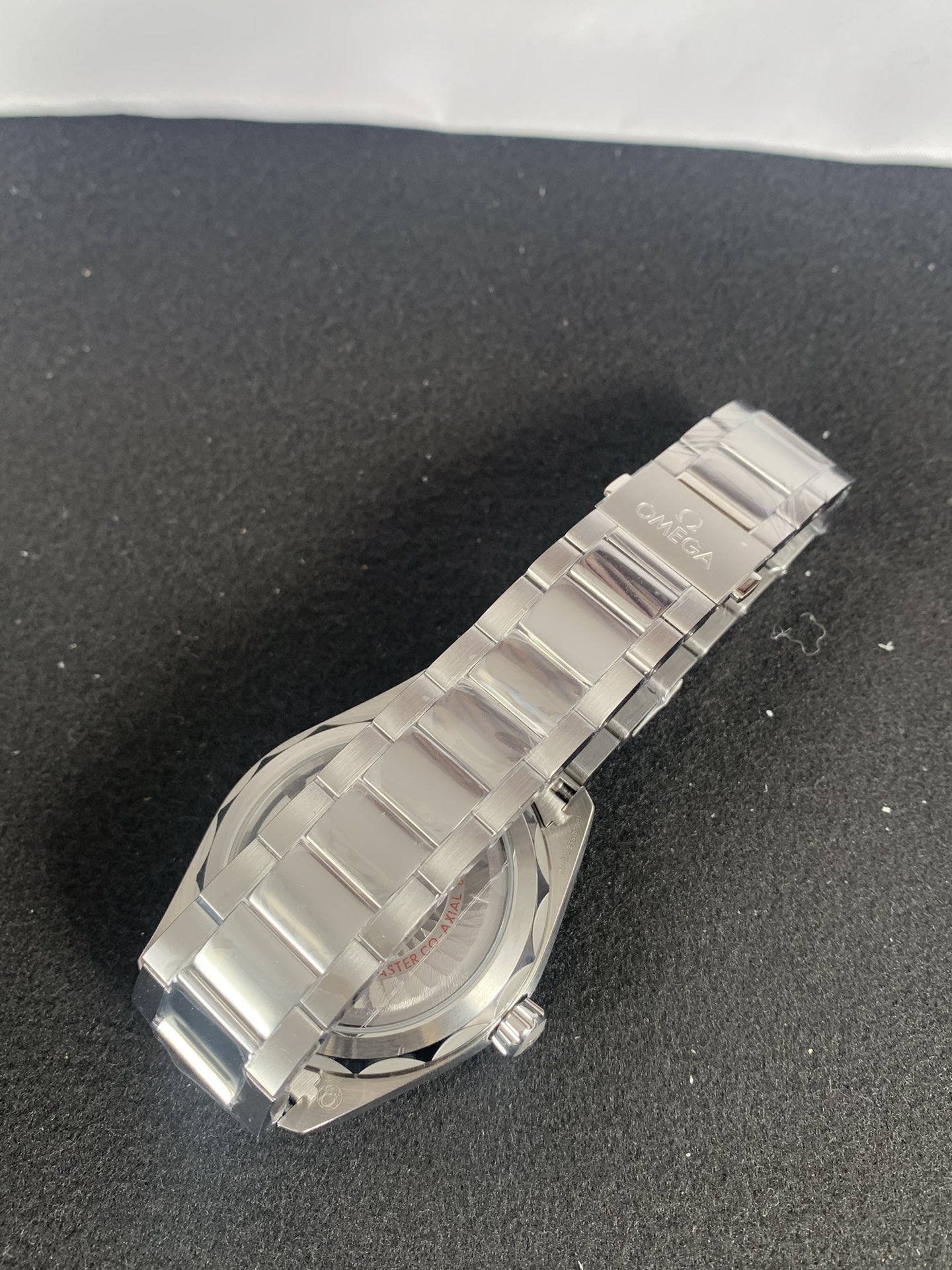 Replica Omega men Omega Aqua Terra 150M 220.10.41.21.03.001