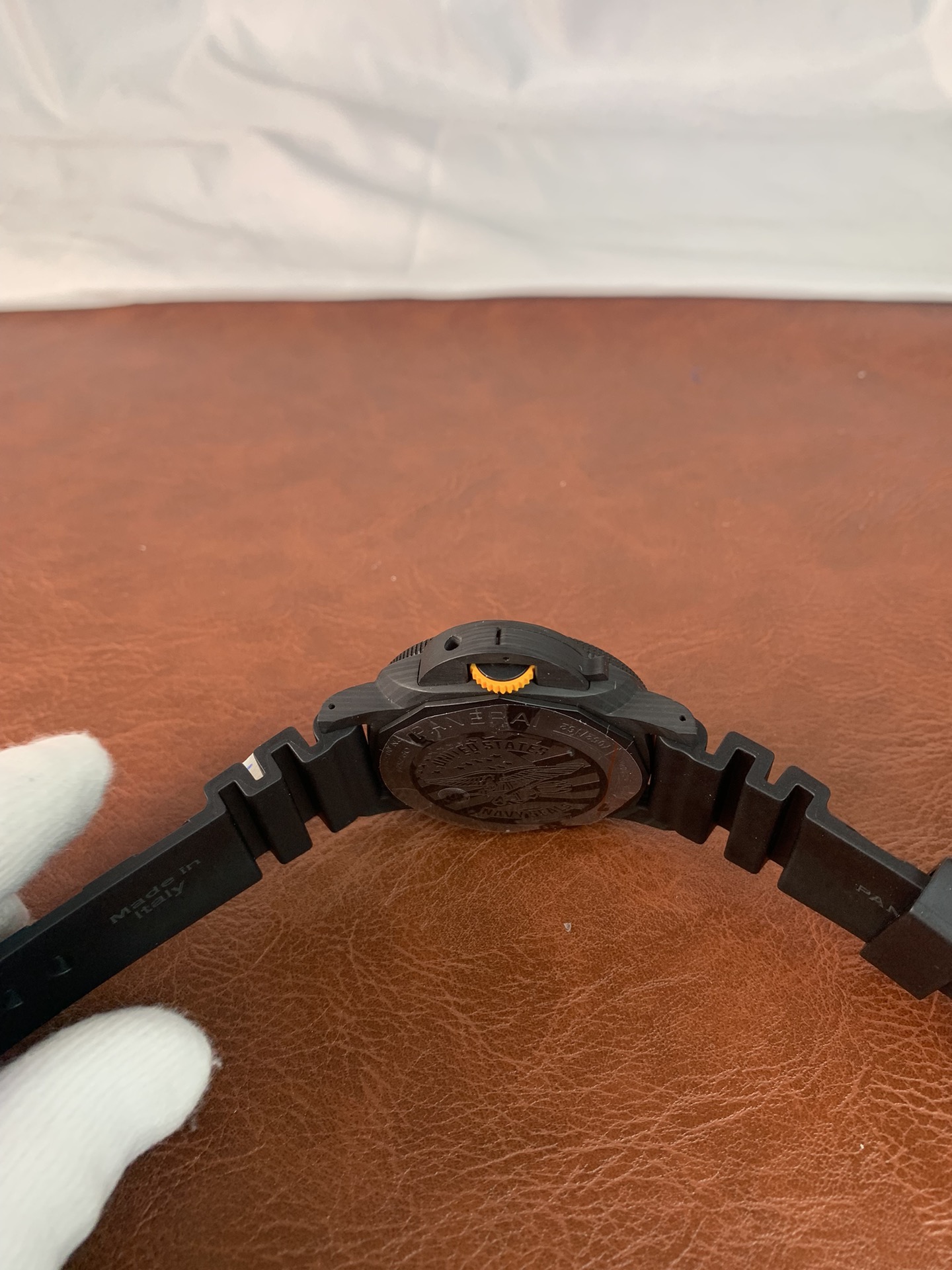 Replica Panerai Men Luminor PAM1324 3 Replica Panerai Men Luminor PAM1324