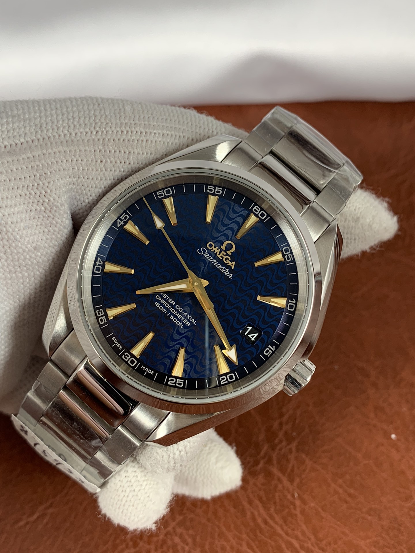 Replica Omega men Omega Aqua Terra 150M