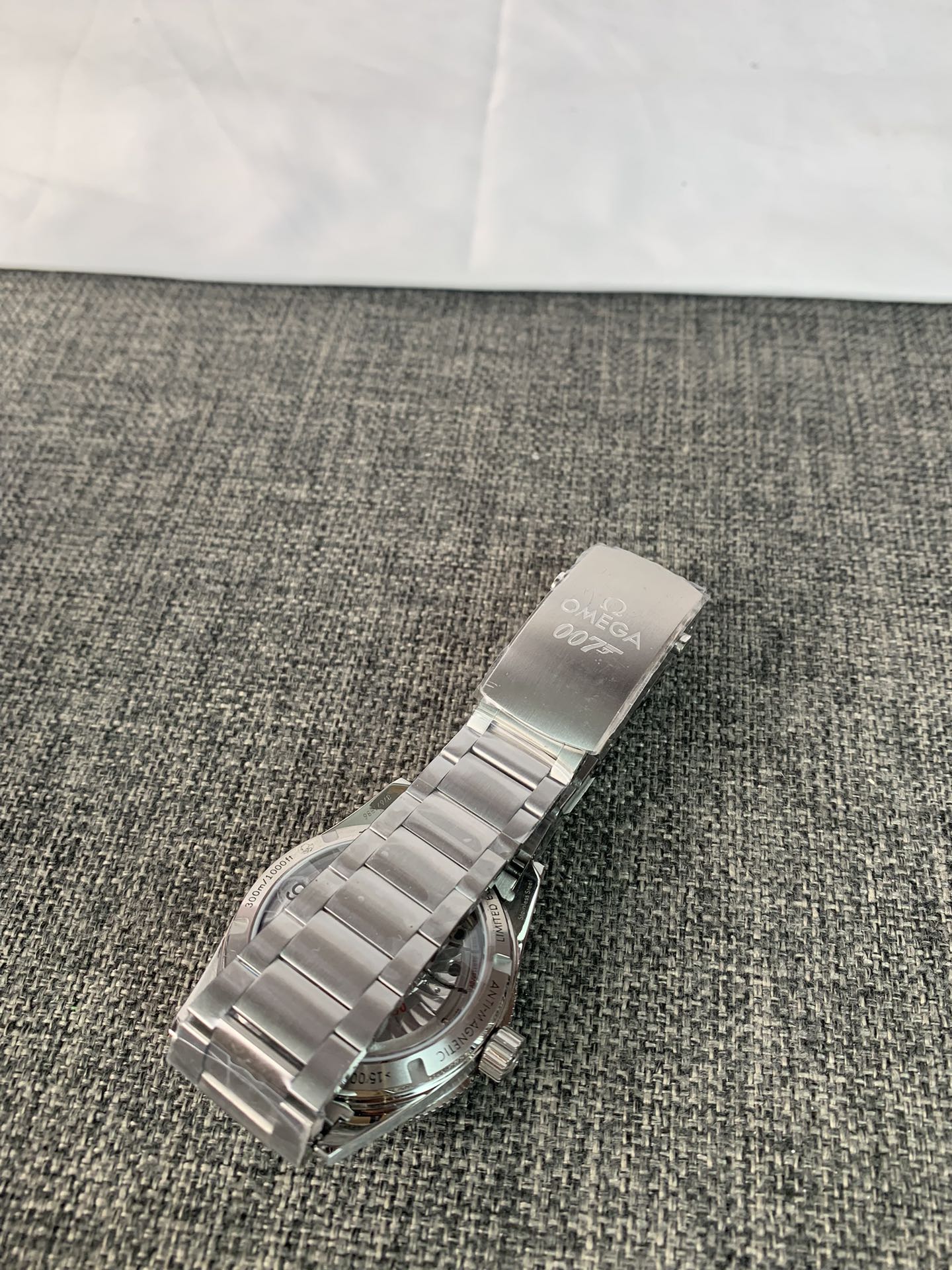 Replica Omega Men 233.32.41.21.01.001 3 Replica Omega Men 233.32.41.21.01.001