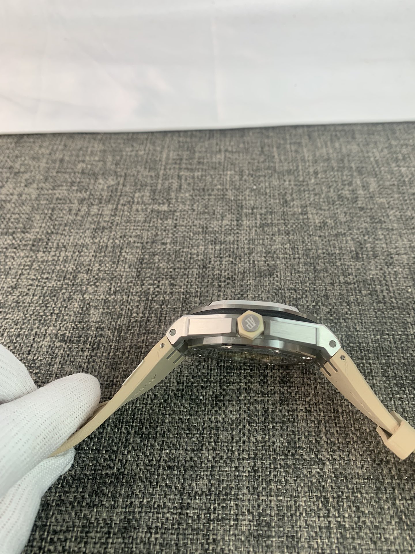 Replica Audemars Piguet Mens Ref.15710ST.OO.A085CA.01