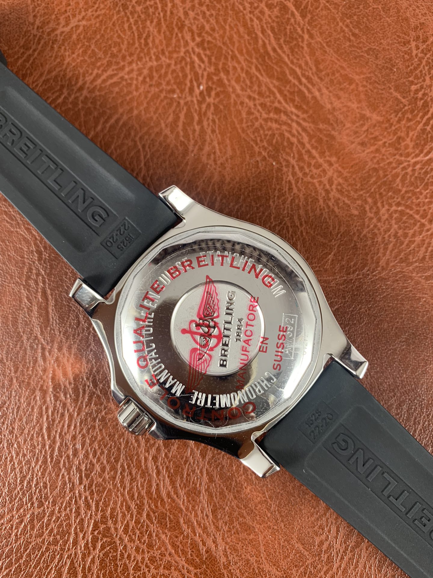 Replica Breitling Mens Superocean II Volcano 44 A17392D71B1S2 3 Replica Breitling Mens Superocean II Volcano 44 A17392D71B1S2