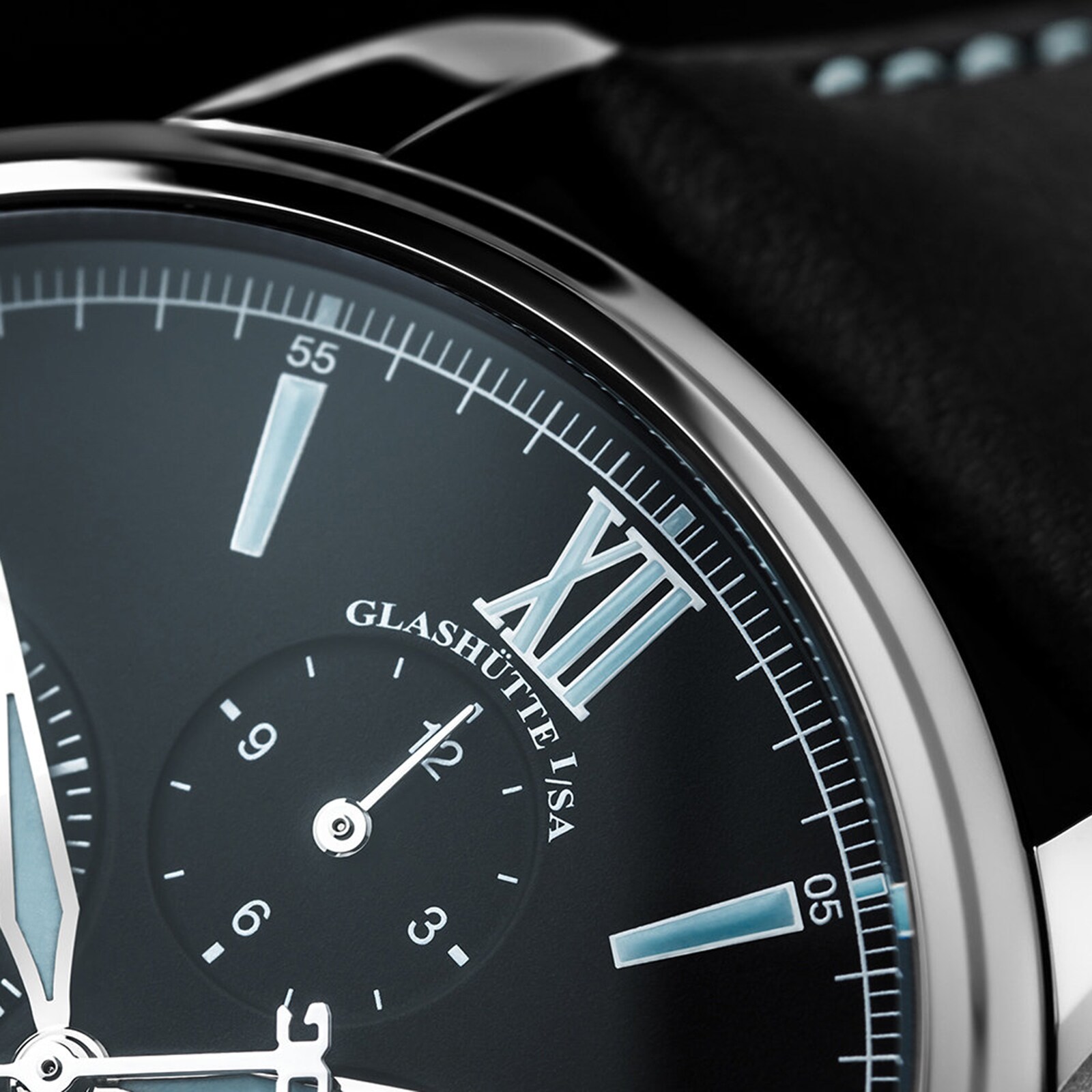 Replica Glashutte Original Senator Chronograph Panorama Date Mens details 1-37-01-03-02-35
