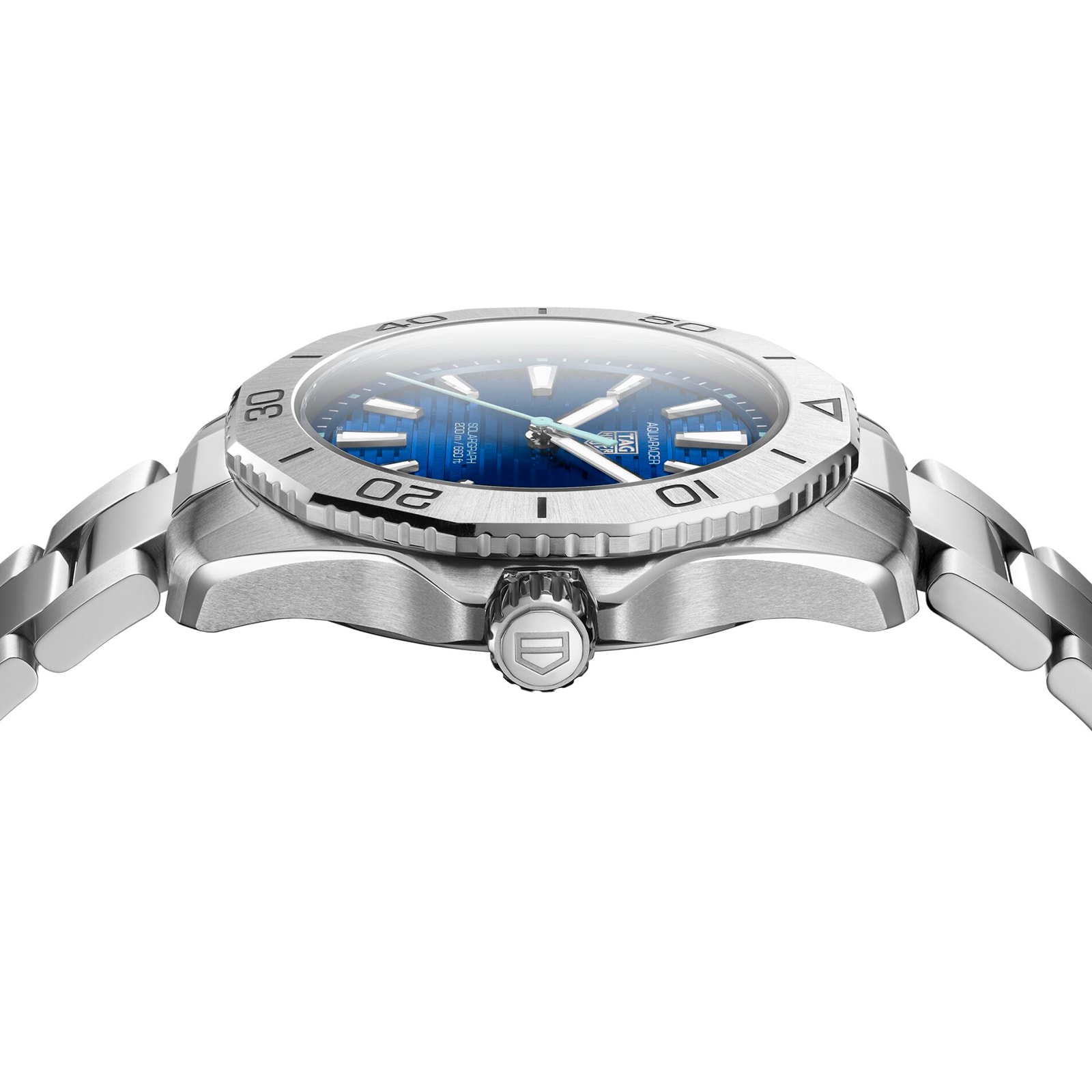 Replica TAG Heuer Aquaracer Professional 200 Solargraph 40mm Mens details Blue WBP1113.BA0000 3 Replica TAG Heuer Aquaracer Professional 200 Solargraph 40mm Mens details Blue WBP1113.BA0000