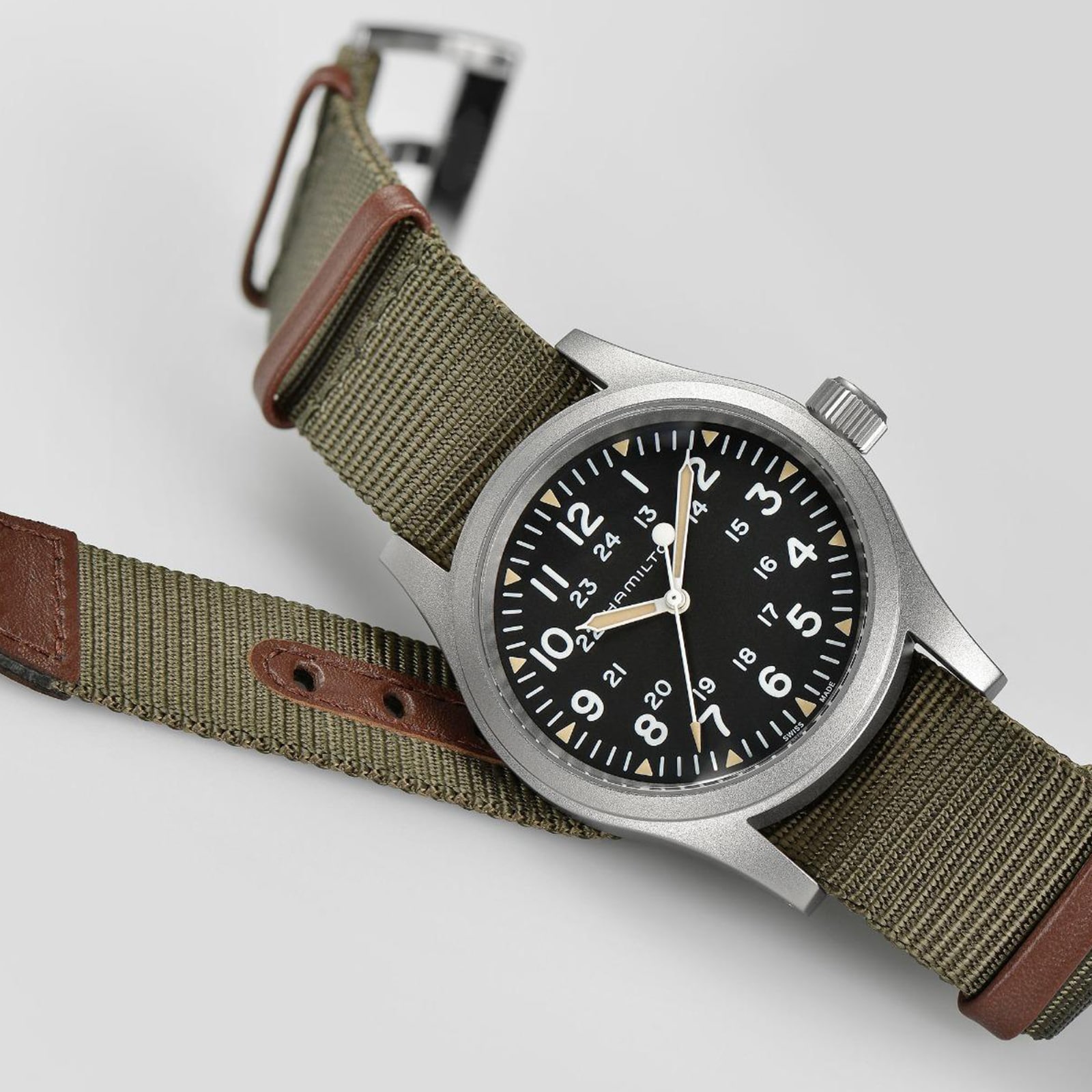Replica Hamilton Khaki Field 38mm Mens details H69439931