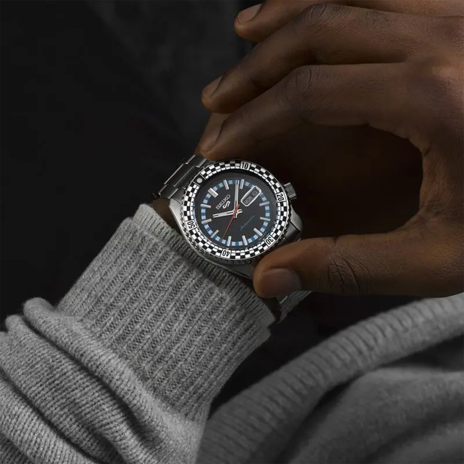 Replica Seiko 5 Sports Special Edition 42.5mm Mens details Black SRPK67K1 3 Replica Seiko 5 Sports Special Edition 42.5mm Mens details Black SRPK67K1
