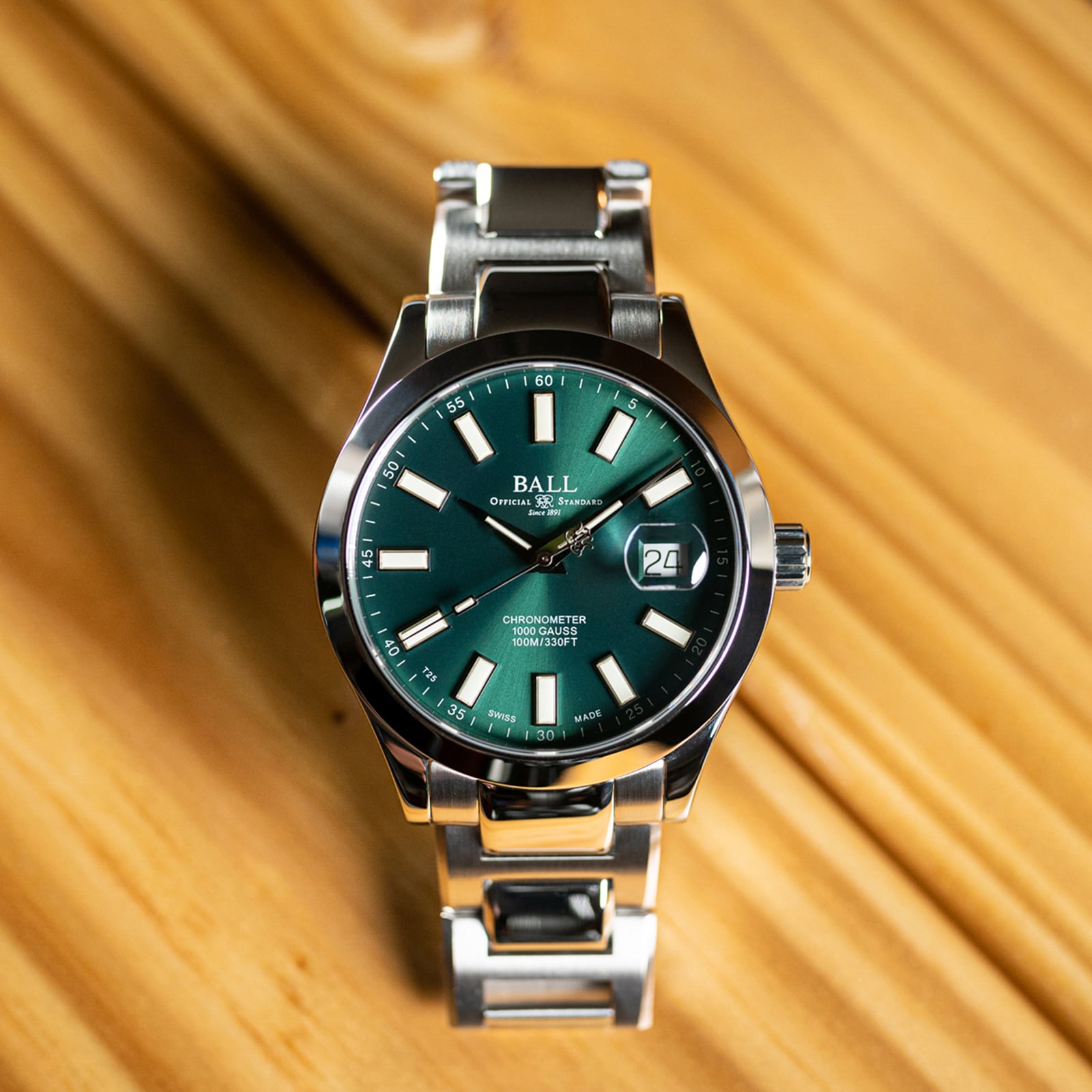 Replica BALL Engineer III Marvelight Chronometer 40mm Mens details Green NM9026C-S6CJ-GR
